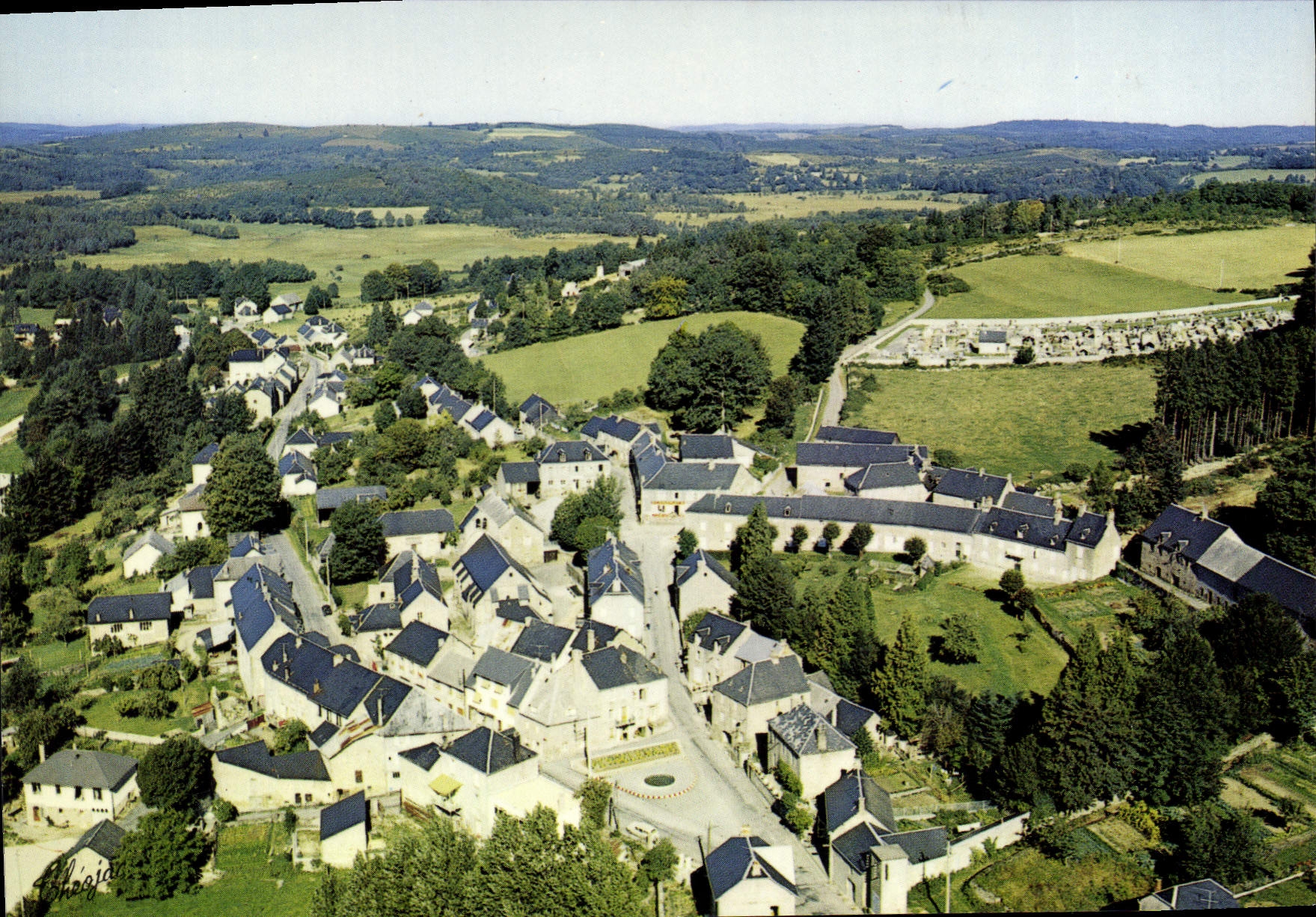 CPSM Peyrelevade Vue Generale Aerienne