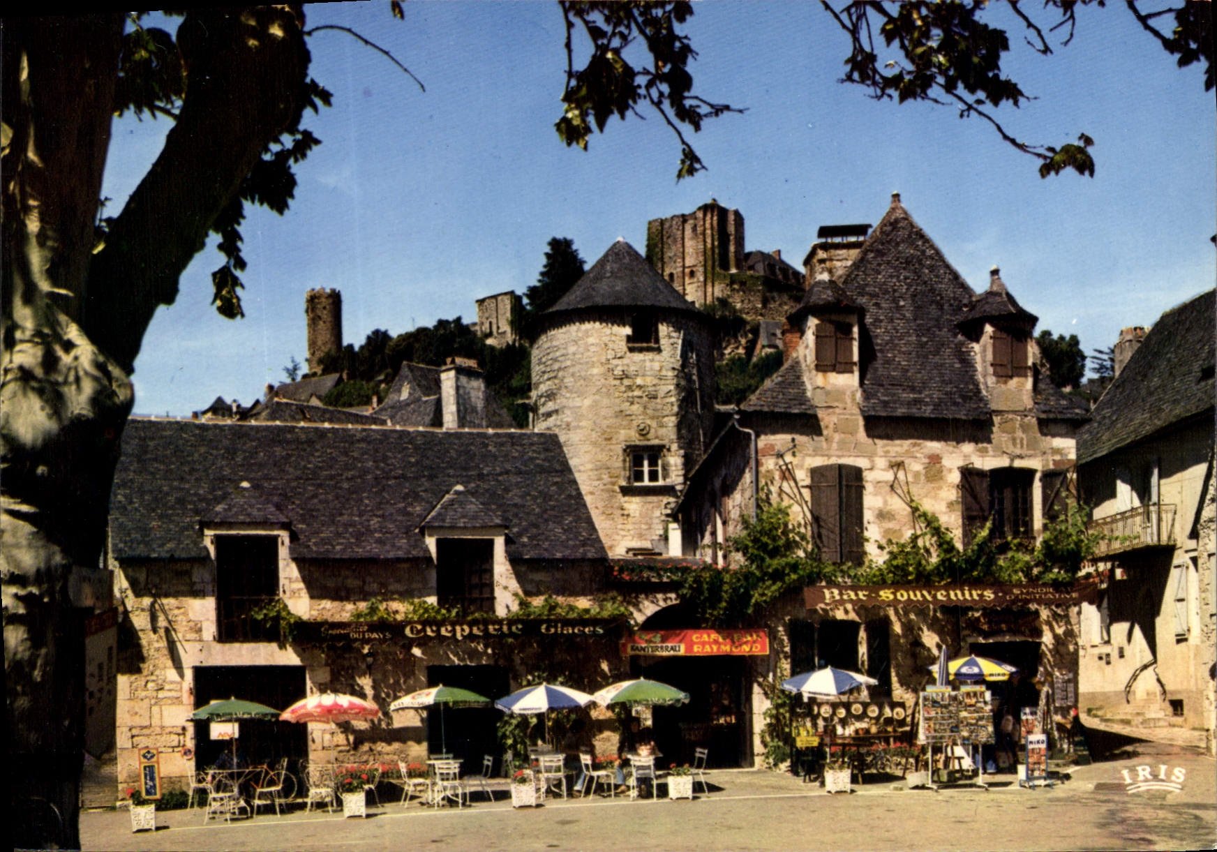 CPSM Turenne Vieilles Maisons Le Chateau Des Vicomtes De Turenne