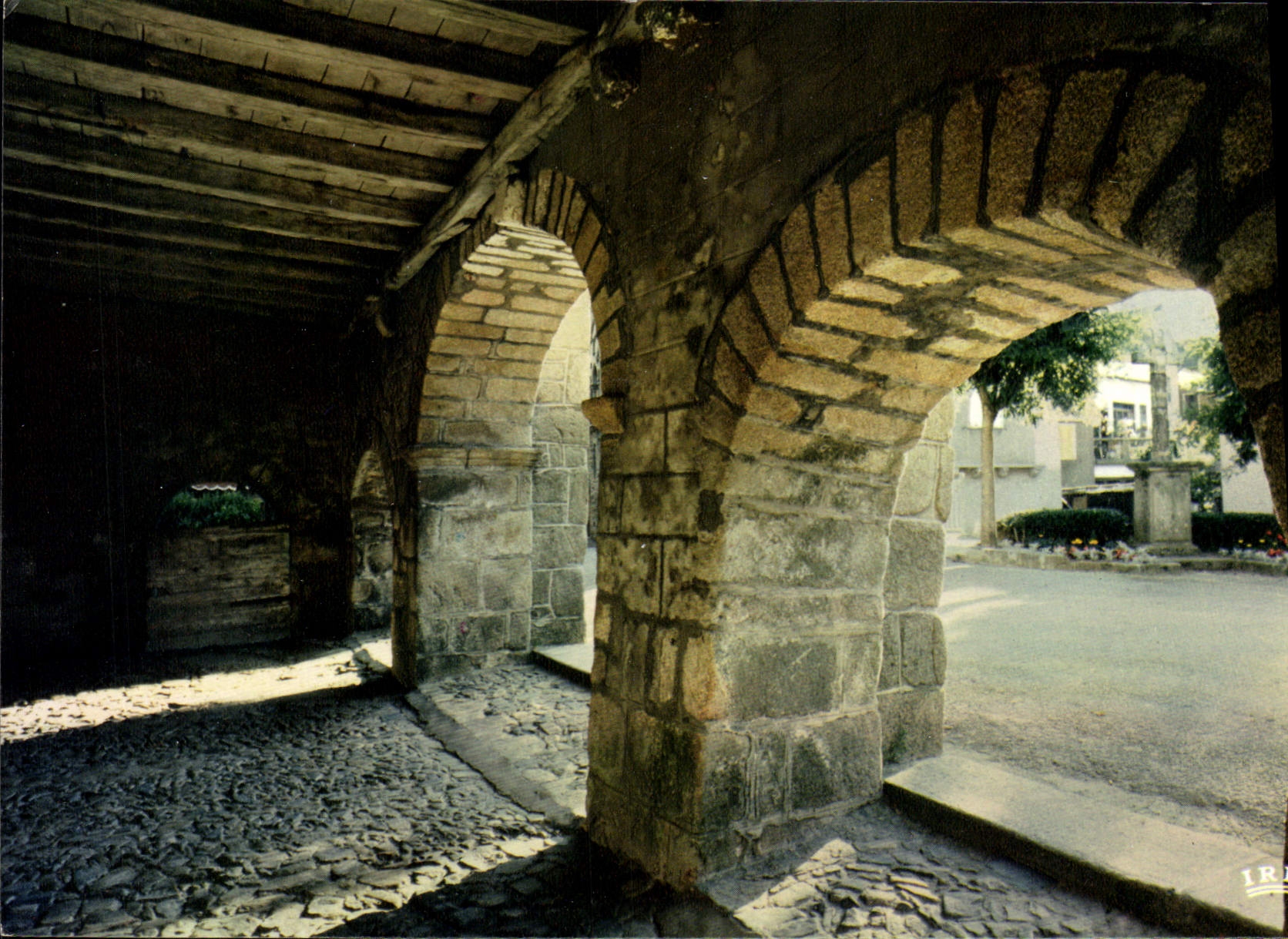 CPSM Laguenne Arcades