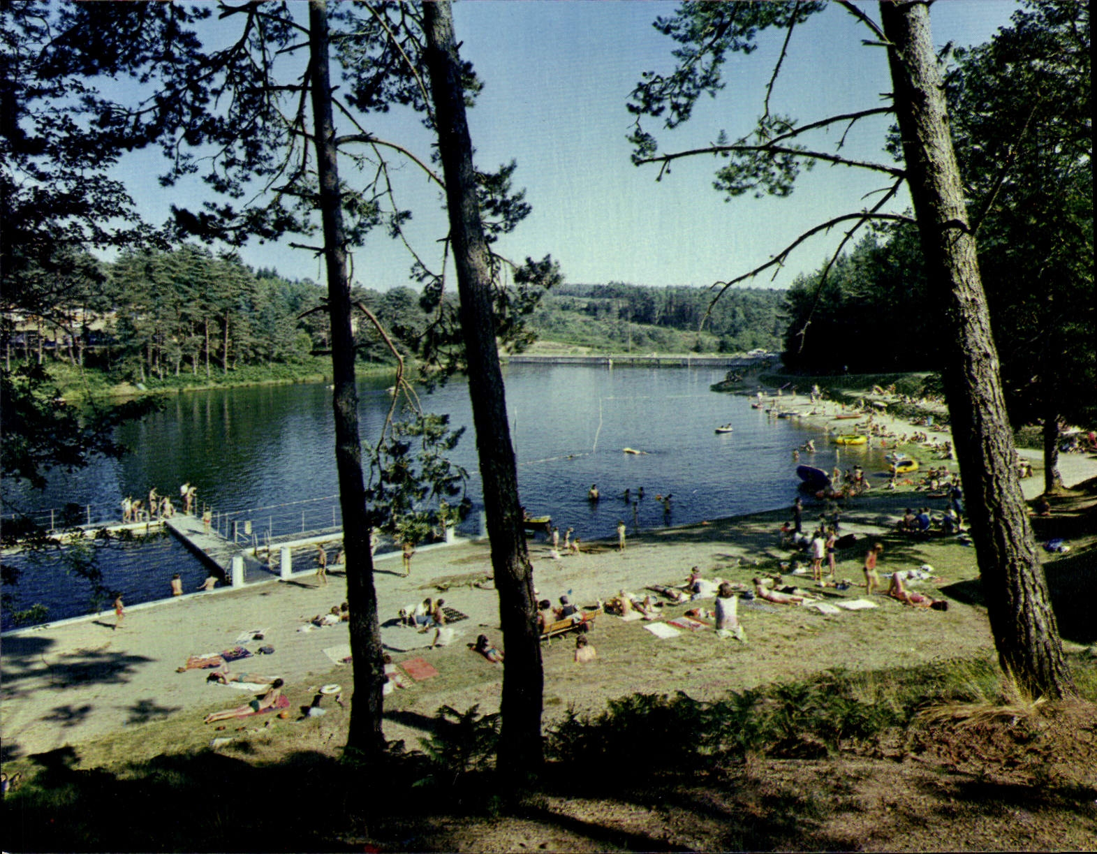 CPSM Soursac Le Plan D'Eau La Plage