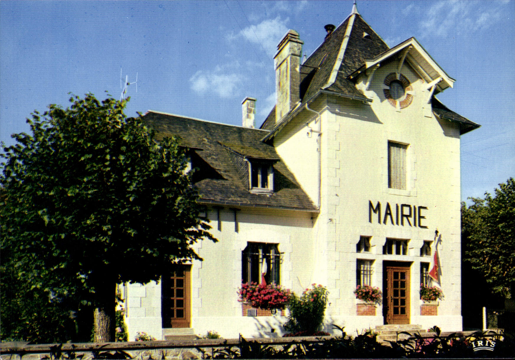 CPSM Soursac La Mairie