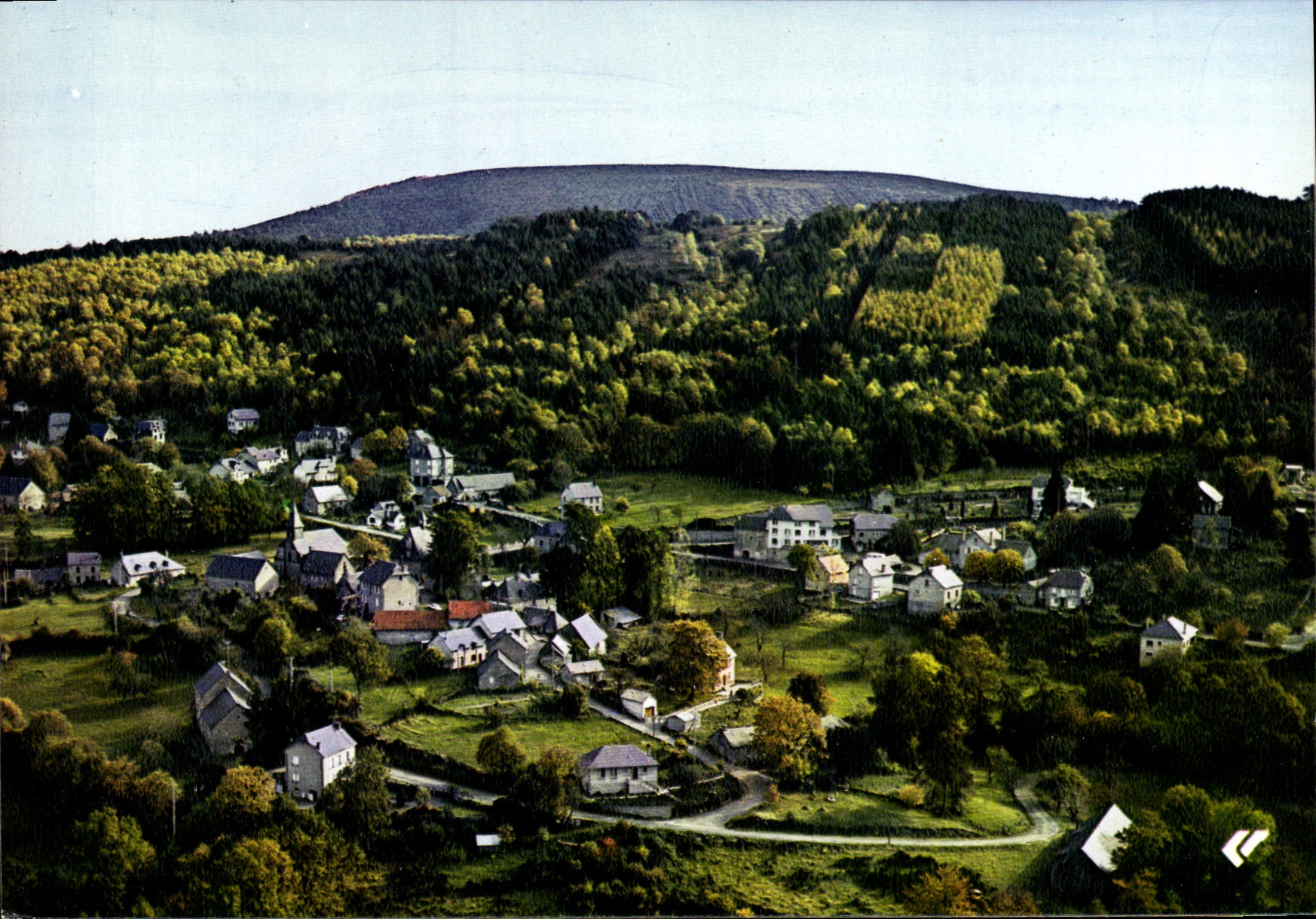 CPSM Chaumeil Vue Generale Aerienne