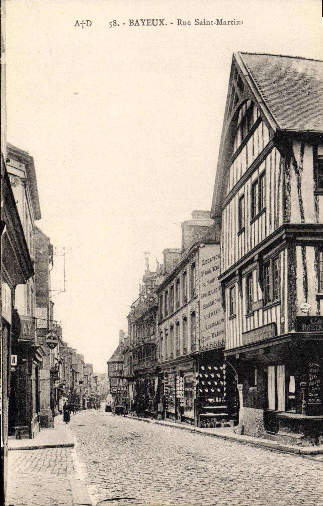 CPA Bayeux Rue Saint Martine