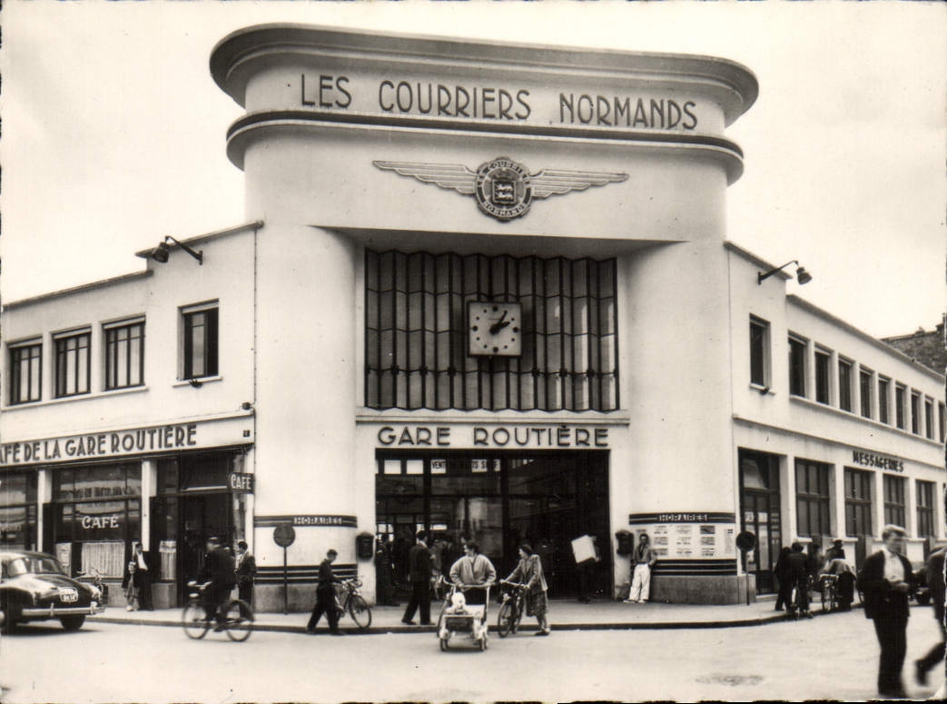 CPA Caen La Gare Routiere
