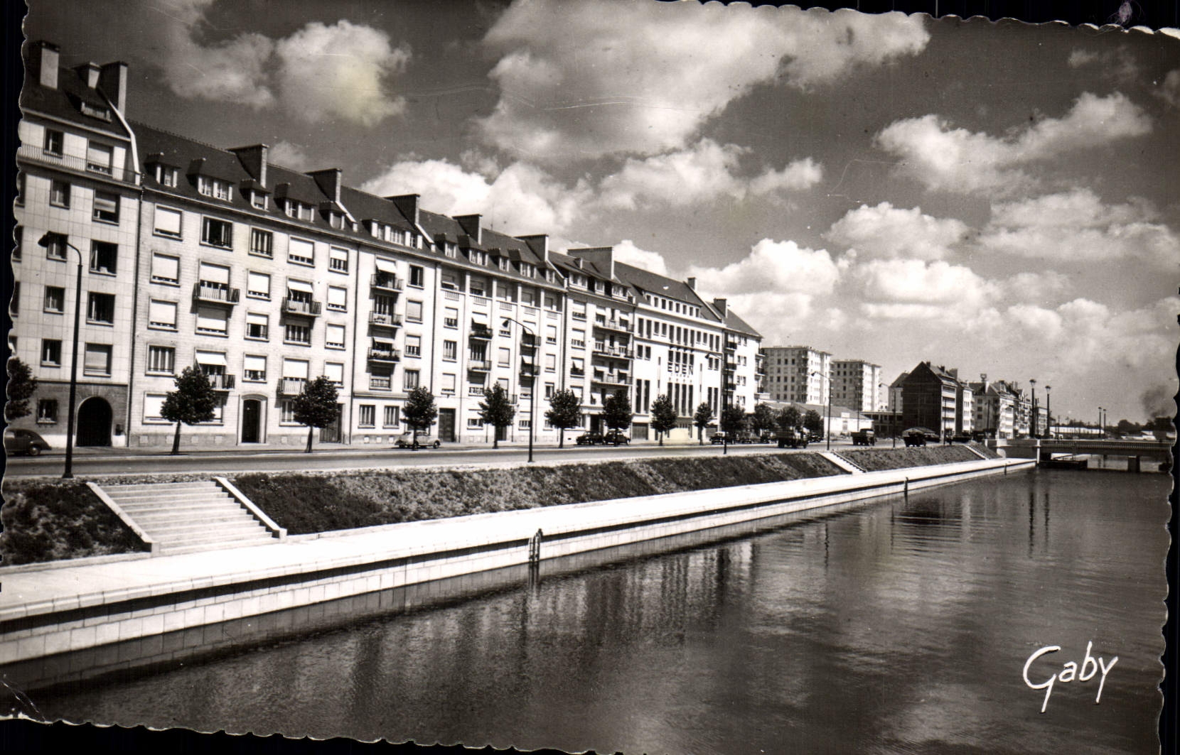 CPA Caen Promenades De Sevigne