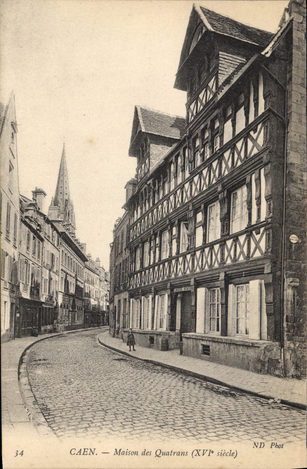 CPA Caen Maison Des Quatrans