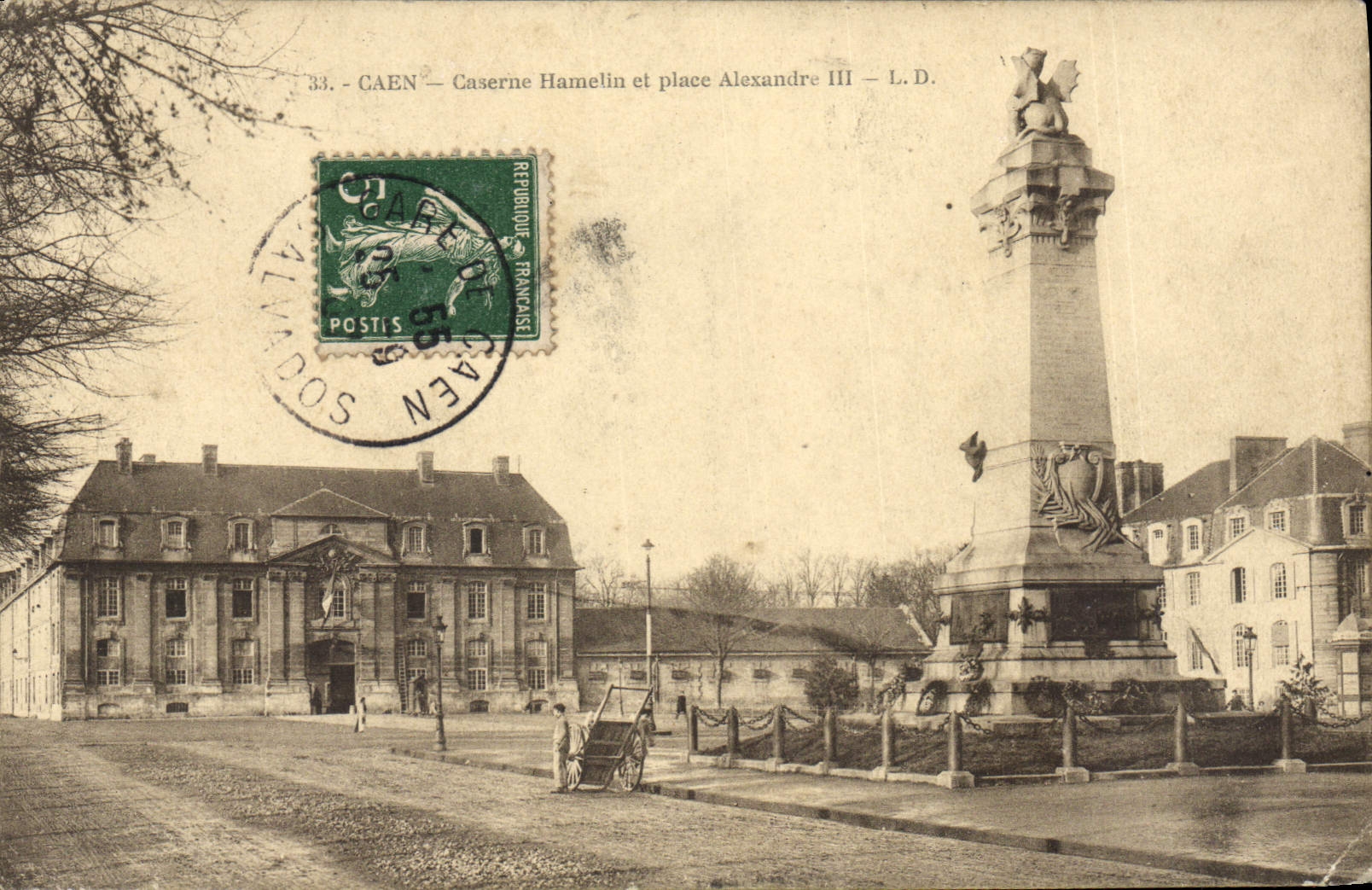CPA Caen Caserne Hamelin Et Place Alexandre III