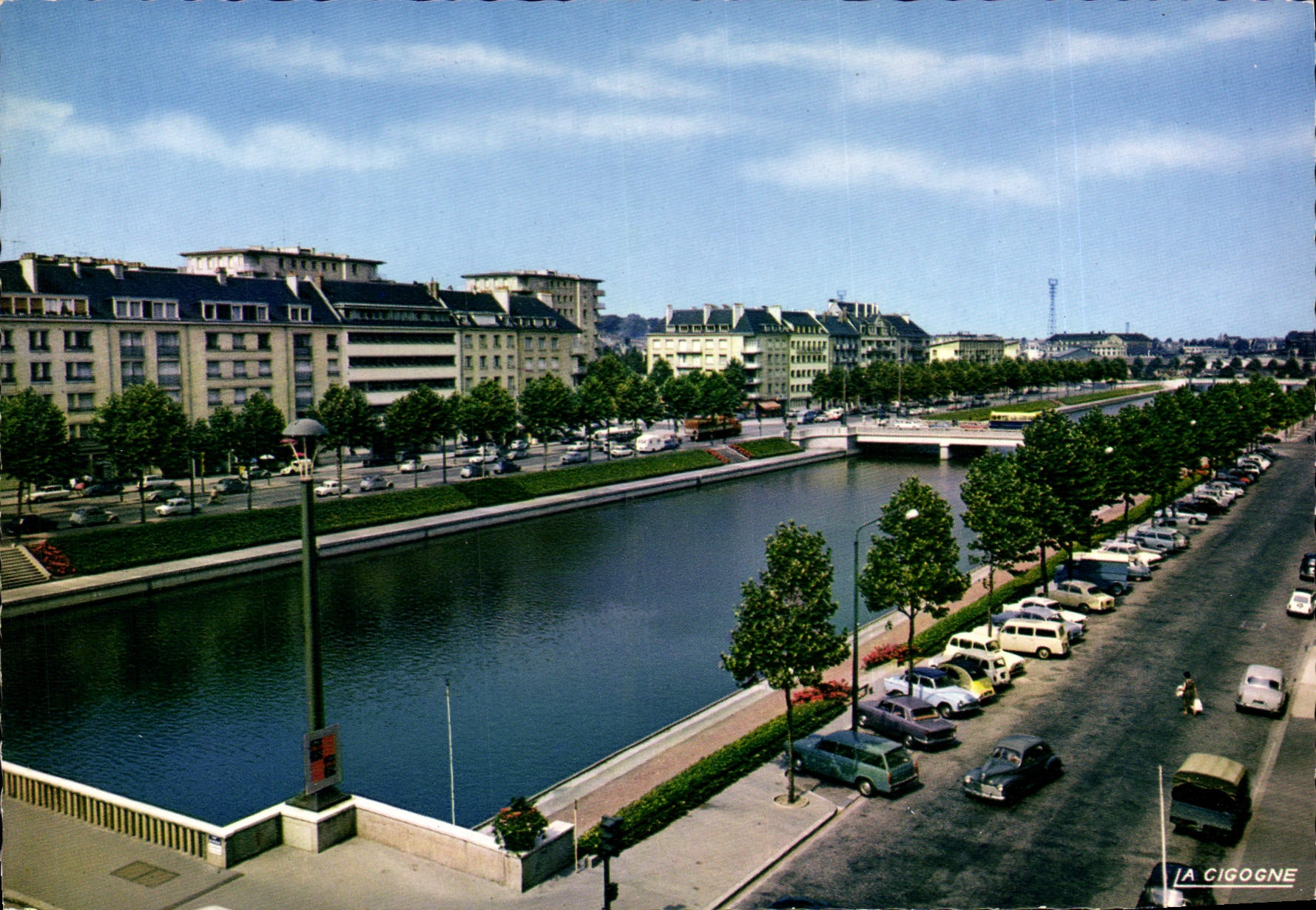 CPSM Caen Les Bords De I'Orne