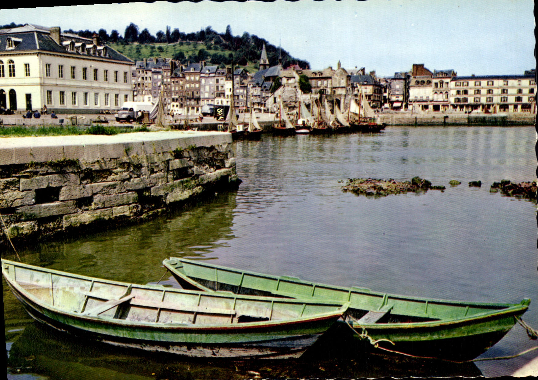 CPSM Honfleur Les Bateaux De Peche Au Port