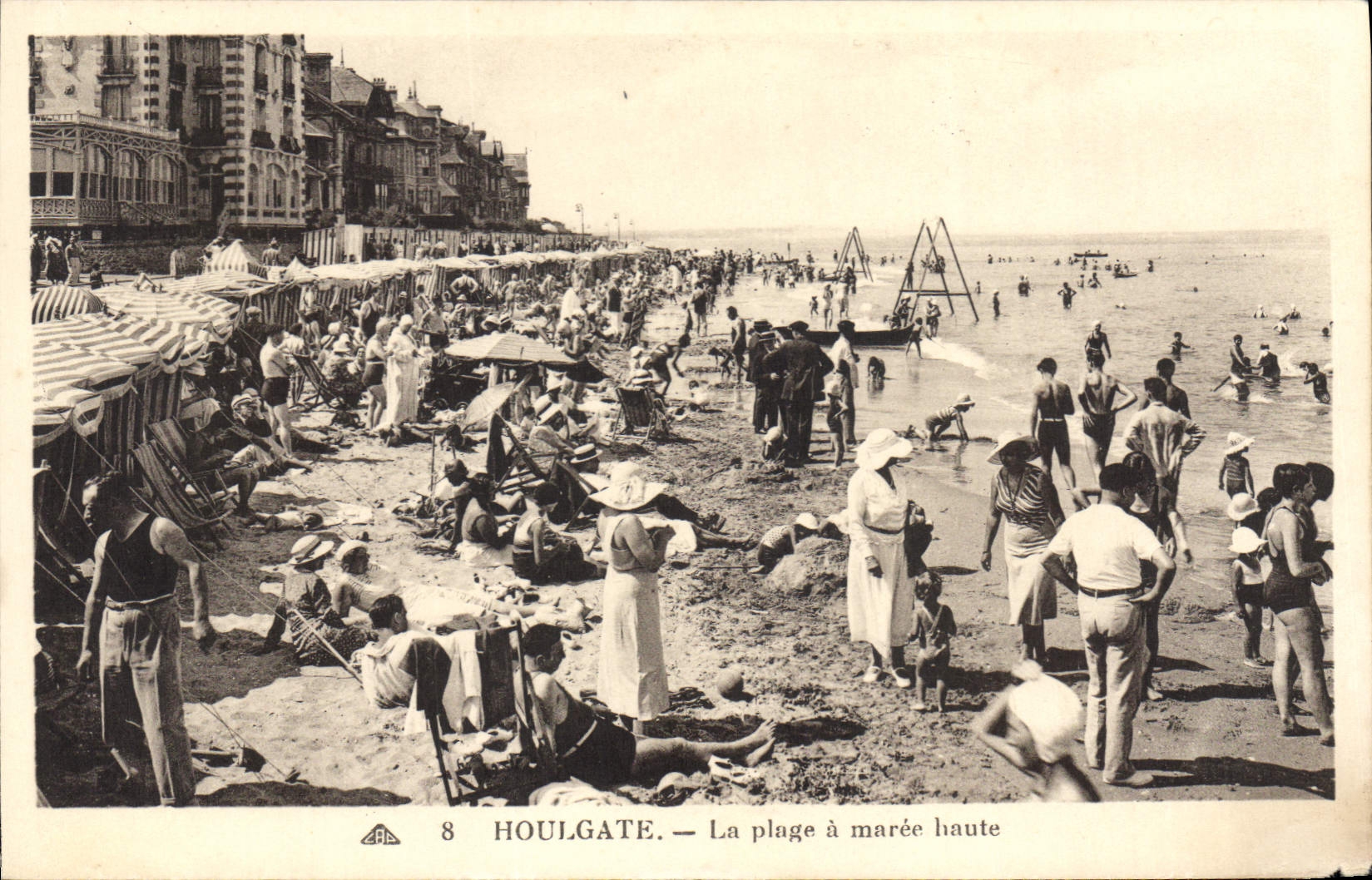 CPA Houlgate La Plage A Maree Haute