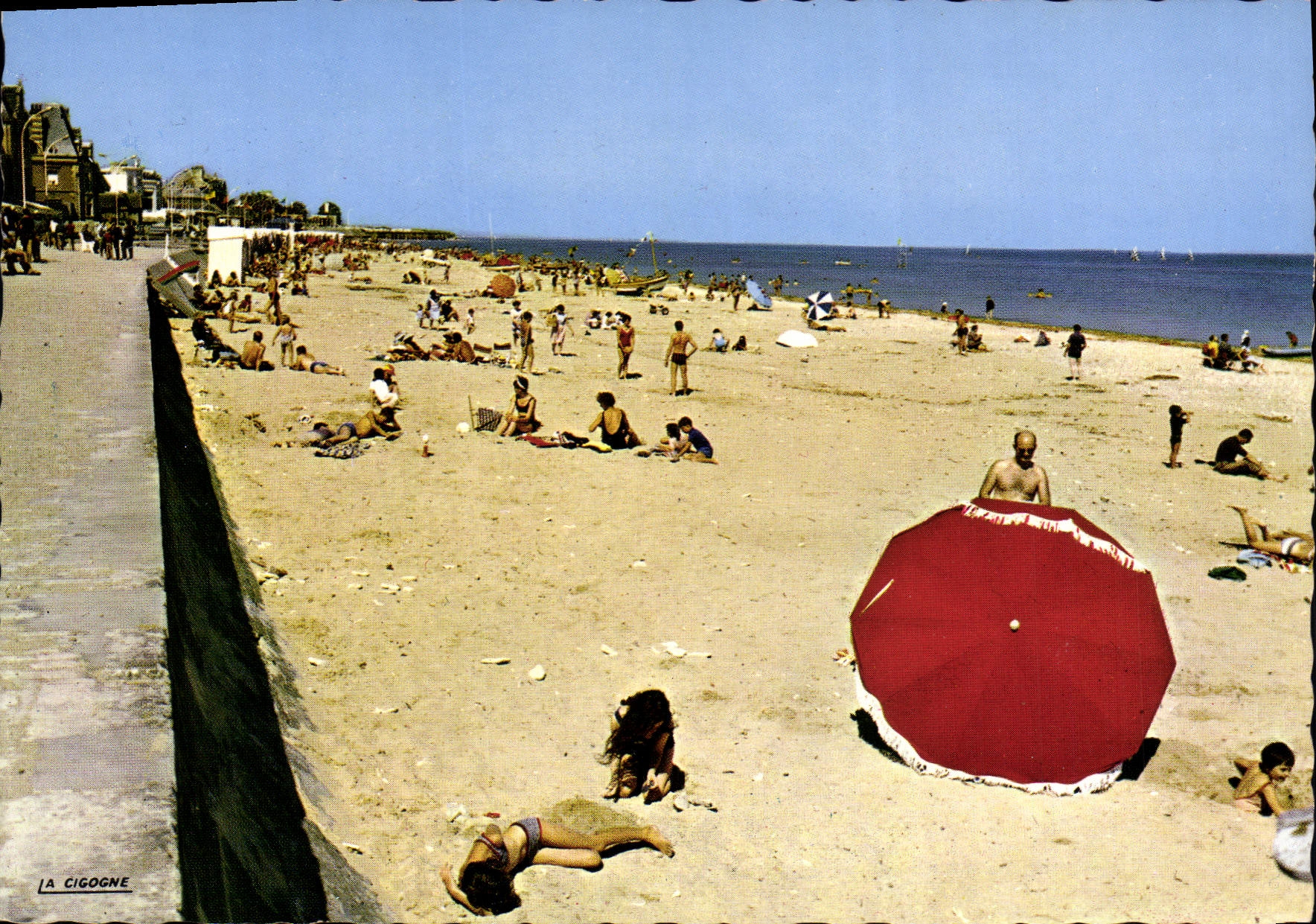 CPSM Lion Sur Mer Sa Plage De Sable