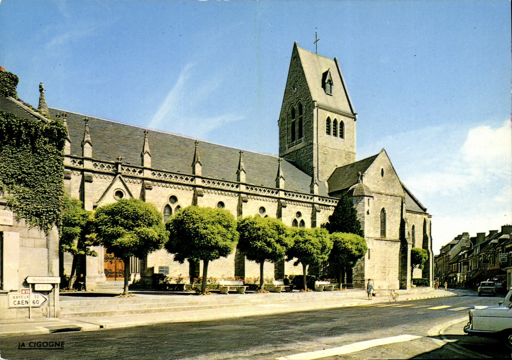 CPSM Isigny Sur Mer L'Eglise Saint Georges