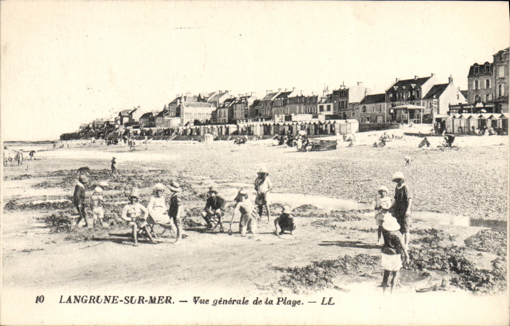 CPA Langrune Sur Mer Vue Generale De La Plage