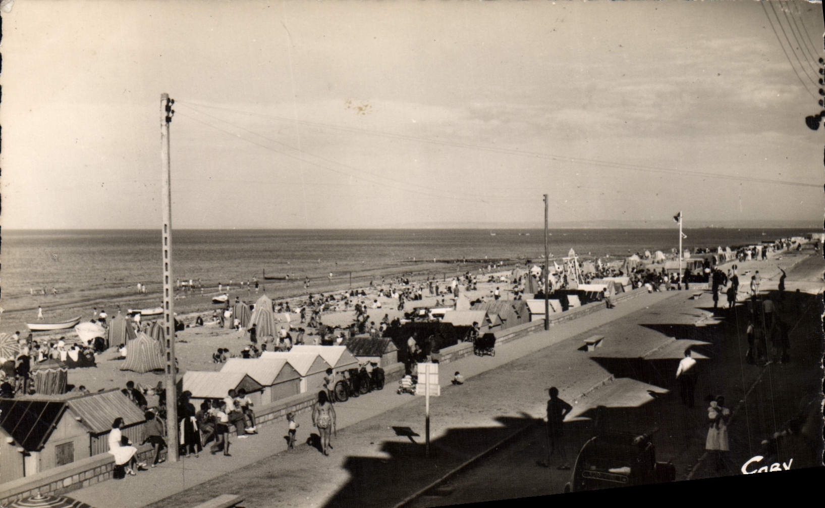 CPA Langrune Sur Mer La Promenade Et La Plage