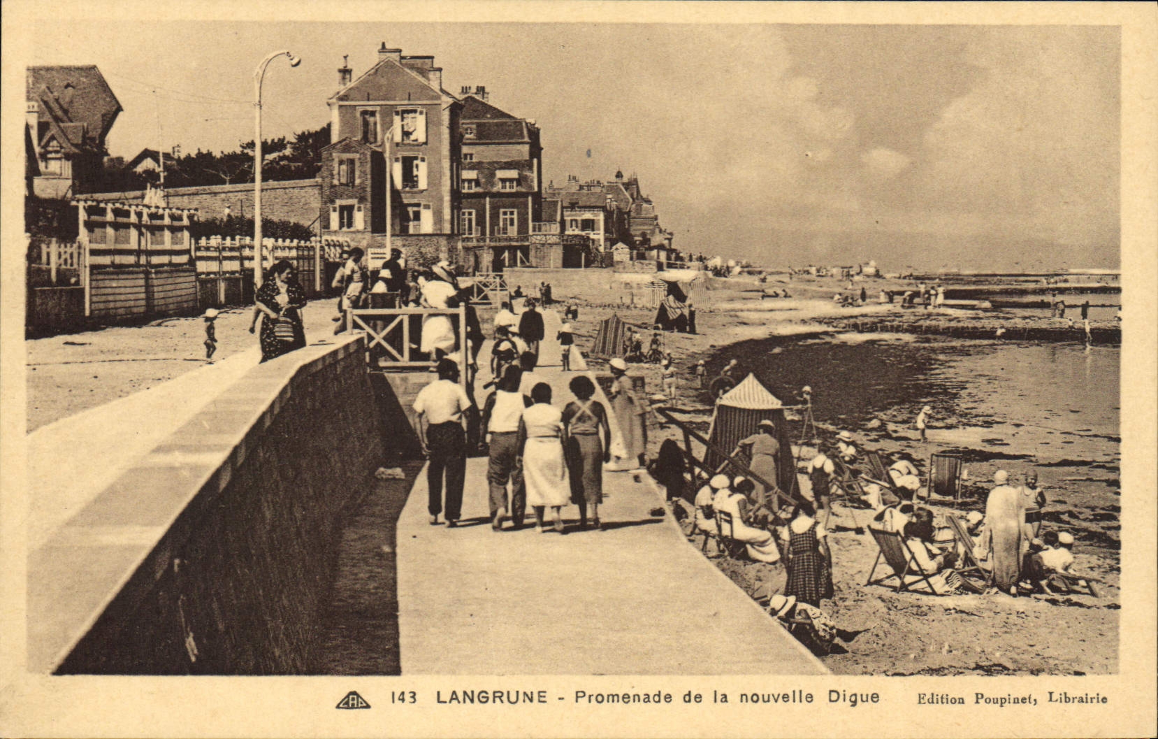 CPA Langrune Promenade De La Nouveile Digue