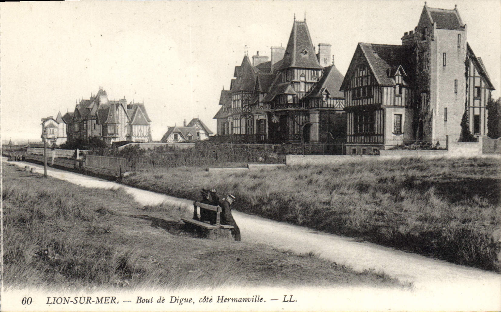 CPA Lion Sur Mer Bout De Digue Cote Hermanville