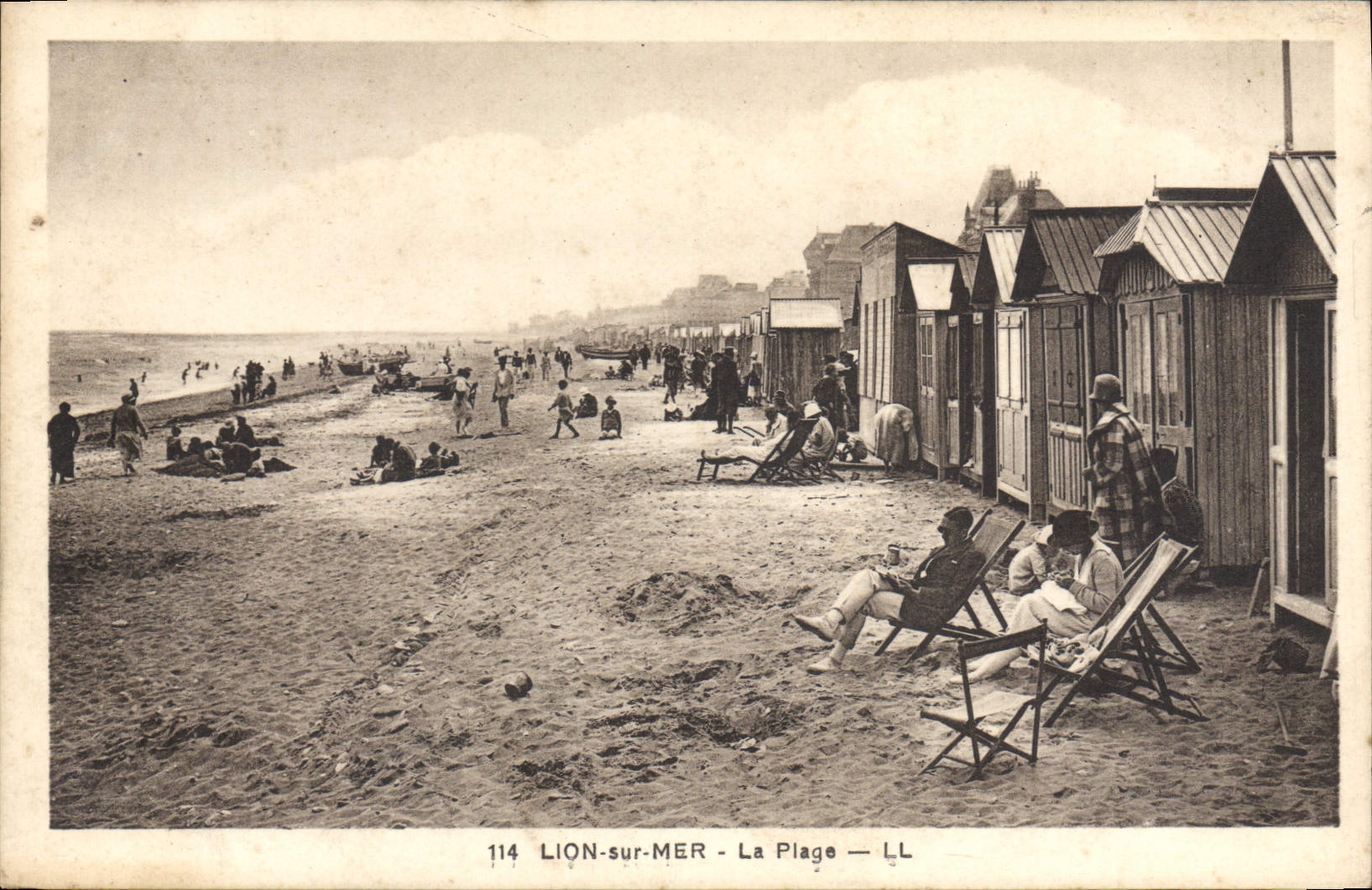 CPA Lion Sur Mer La Plage