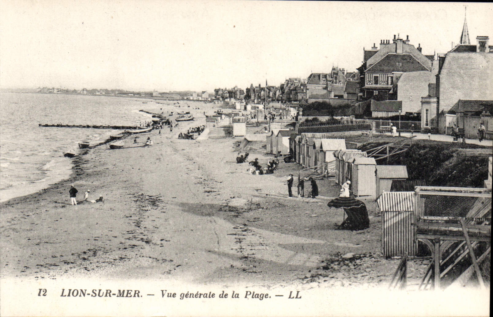 CPA Lion Sur Mer Vue Generale De La Plage