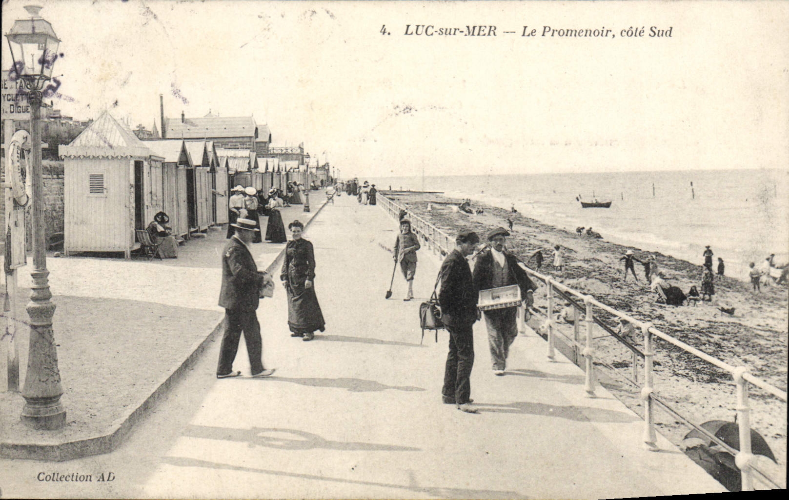 CPA Luc Sur Mer Le Promenoir Cote Sud