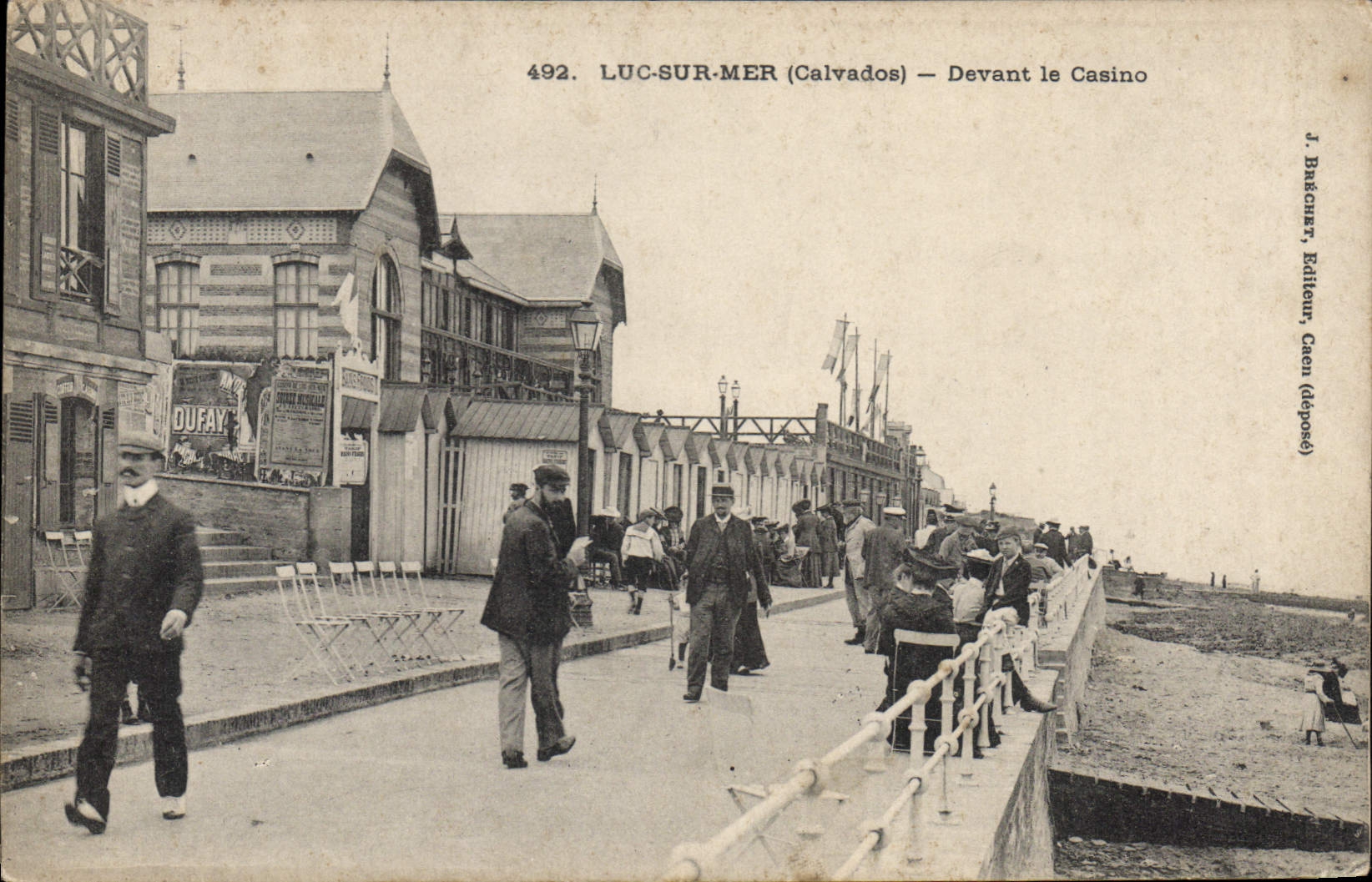 CPA Luc Sur Mer Devant Le Casino