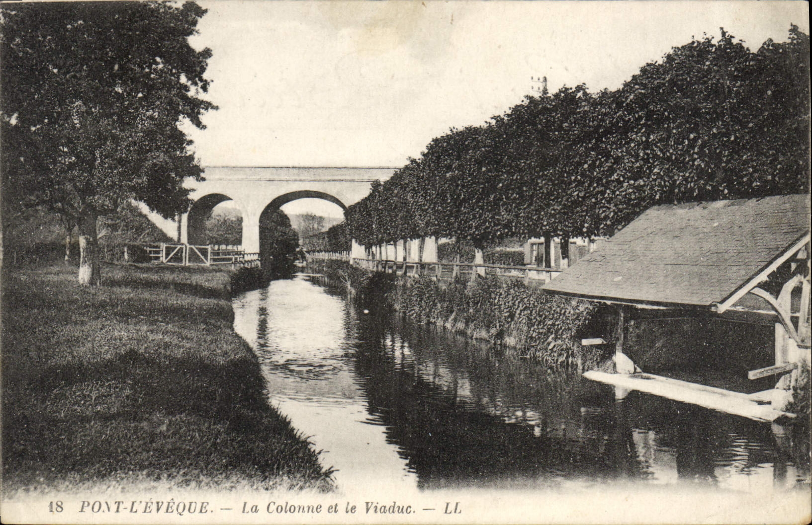 CPA Pont L'Eveque La Colonne Et Le Viaduc