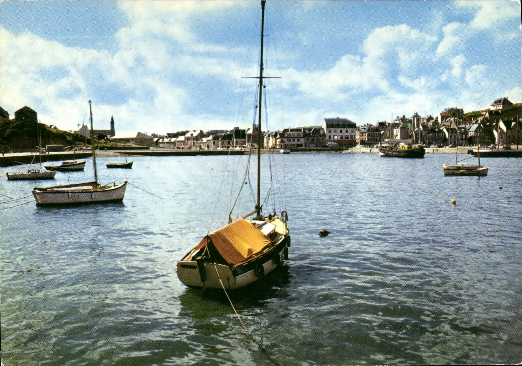 CPSM Port En Bessin avant port