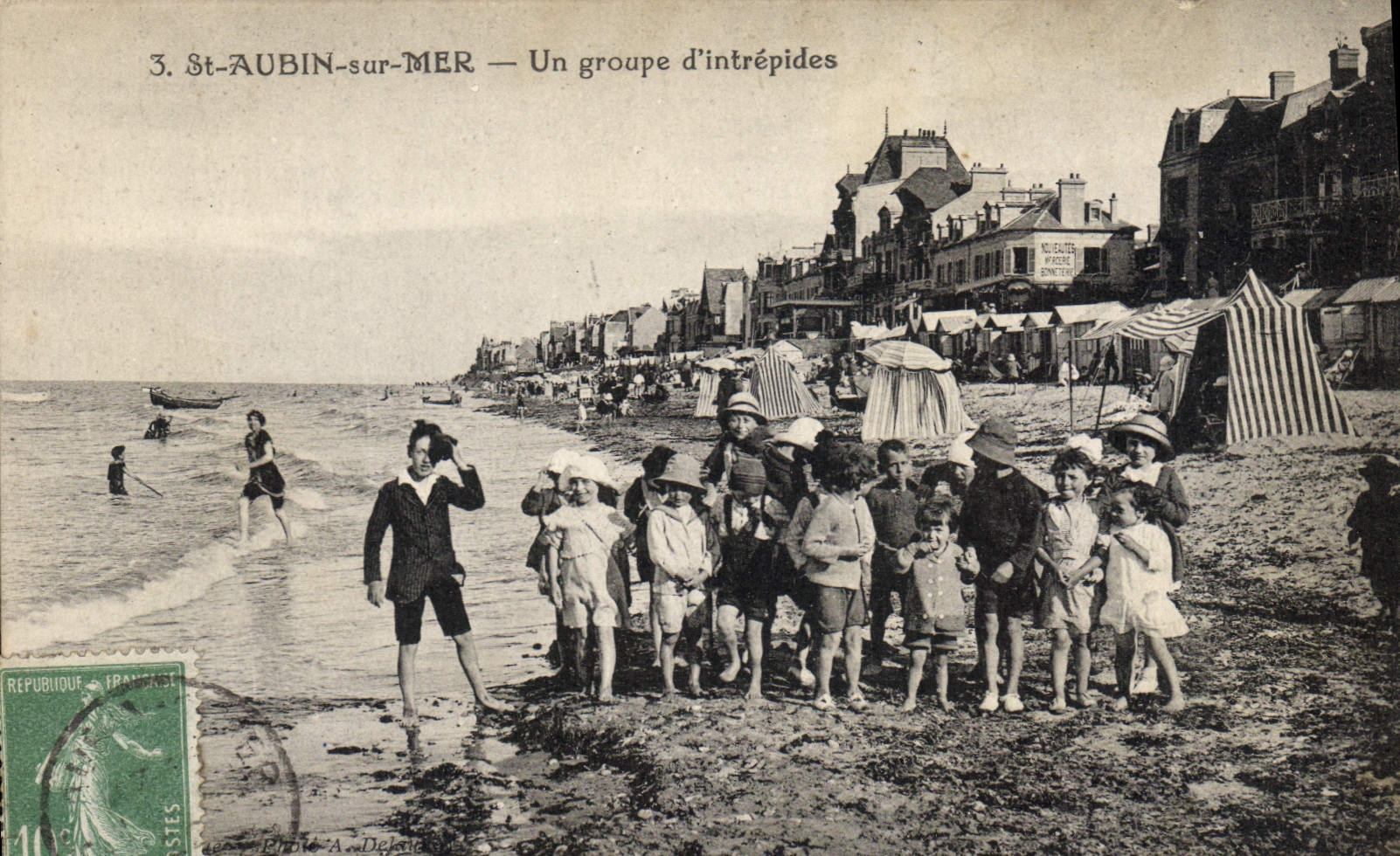 CPA Saint Aubin Sur Mer Un Groupe D'Intrepides