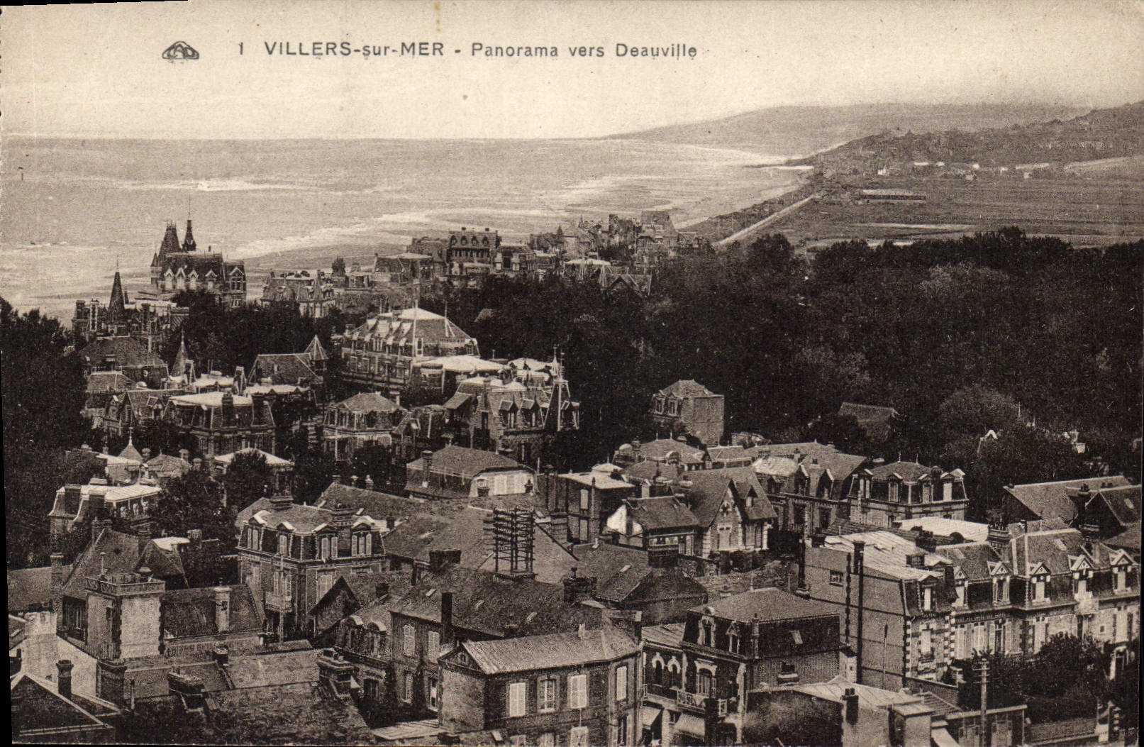 CPA Villers Sur Mer Panorama Vers Deauville