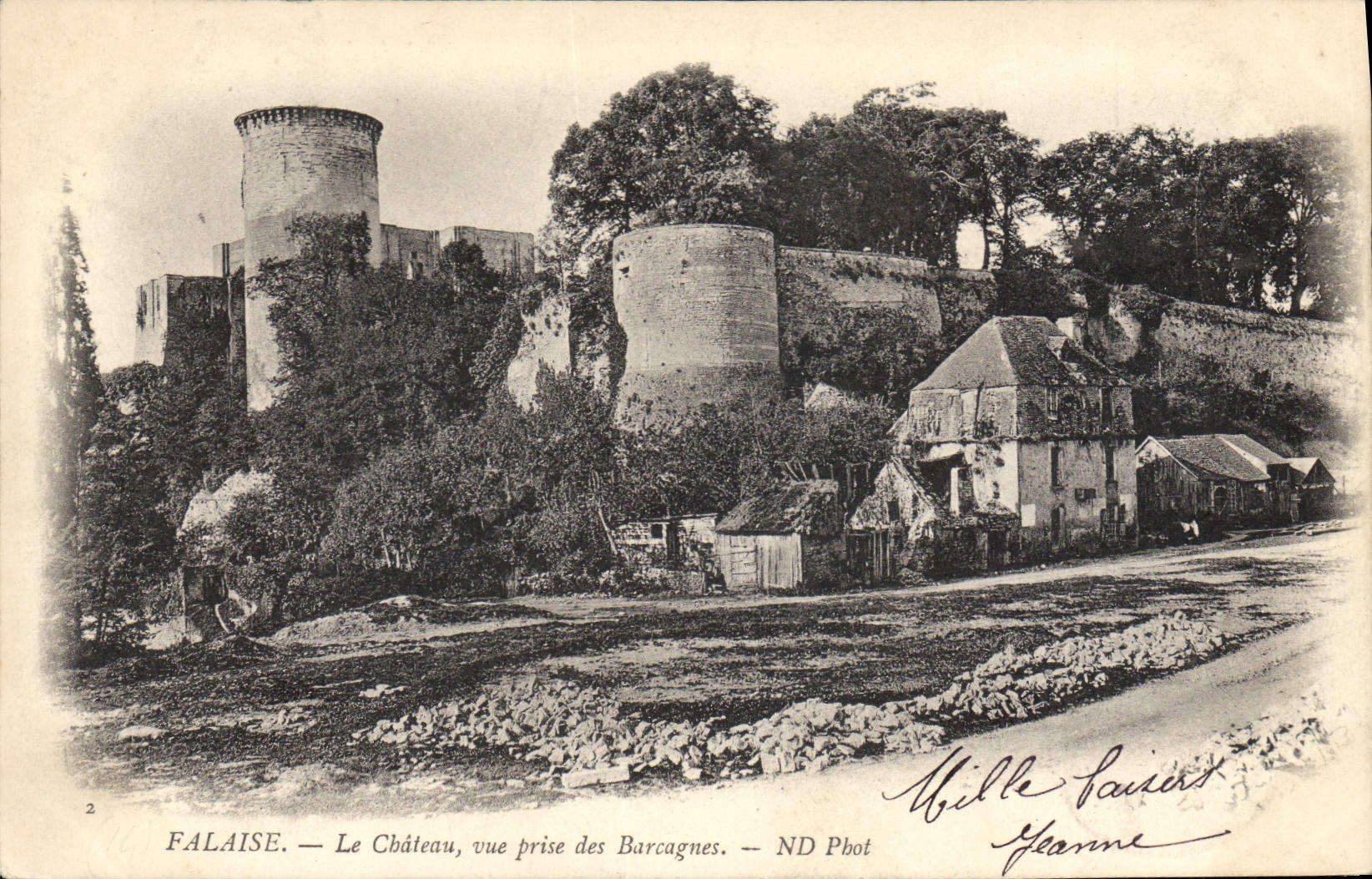 CPA Falaise Le Chateau Vue Prise Des Barcagnes