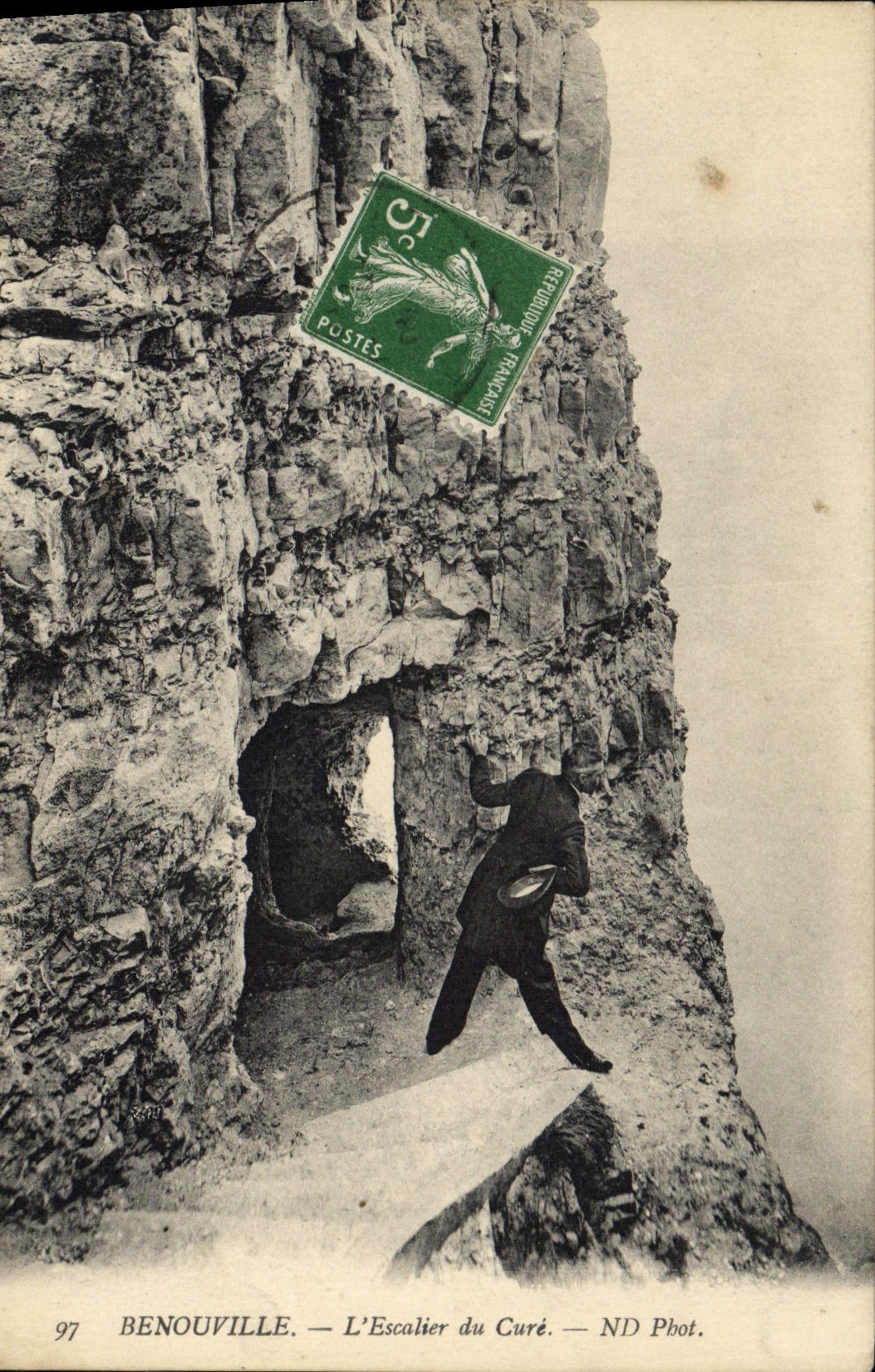 CPA Benouville L'Escalier Du Curé