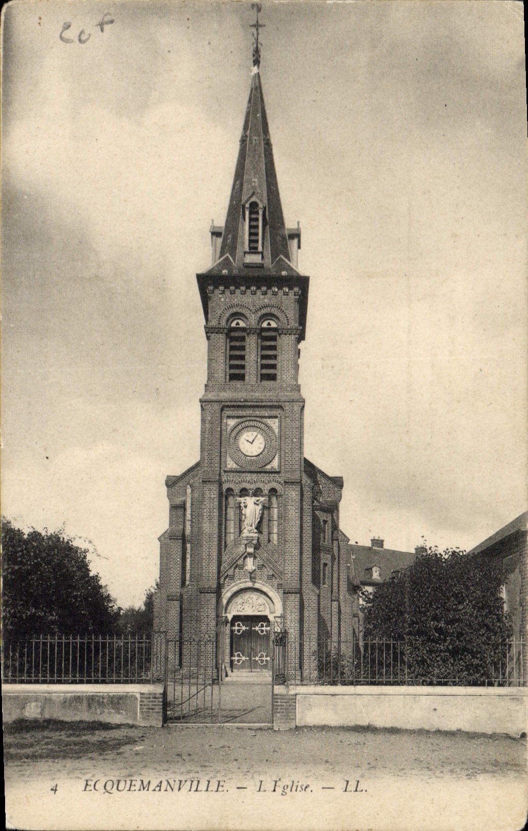 CPA Ecquemanville L'Eglise