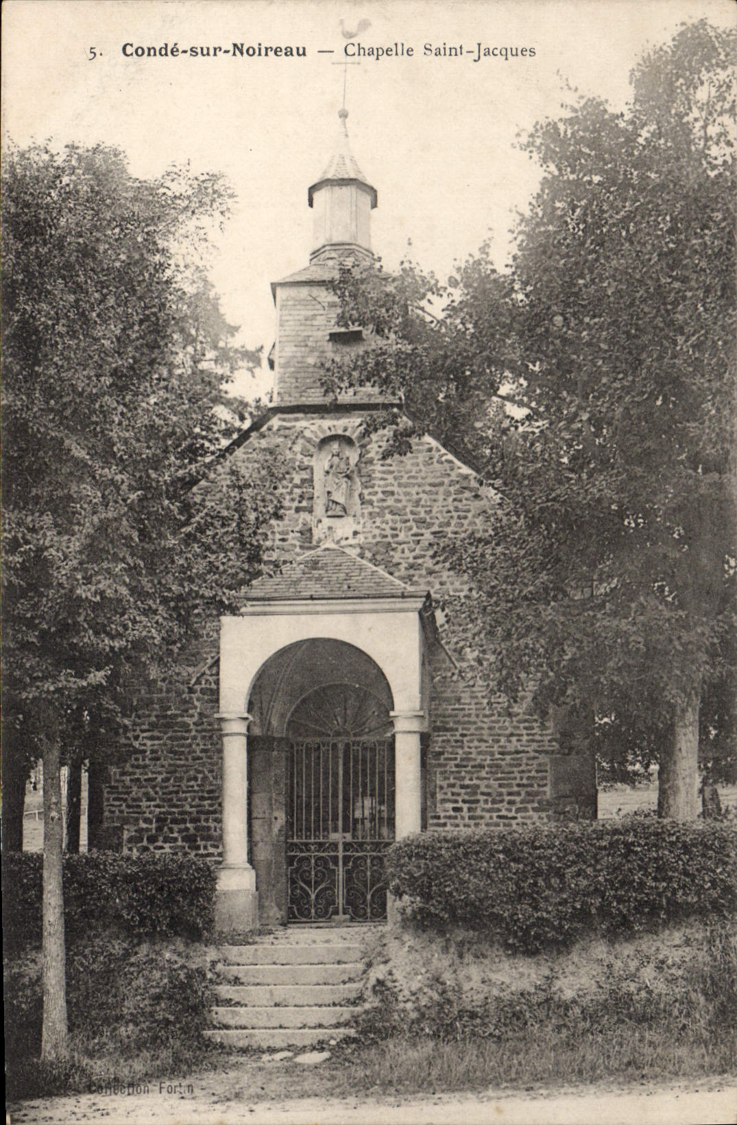 CPA Conde Sur Noireau chapelle saint Jacques