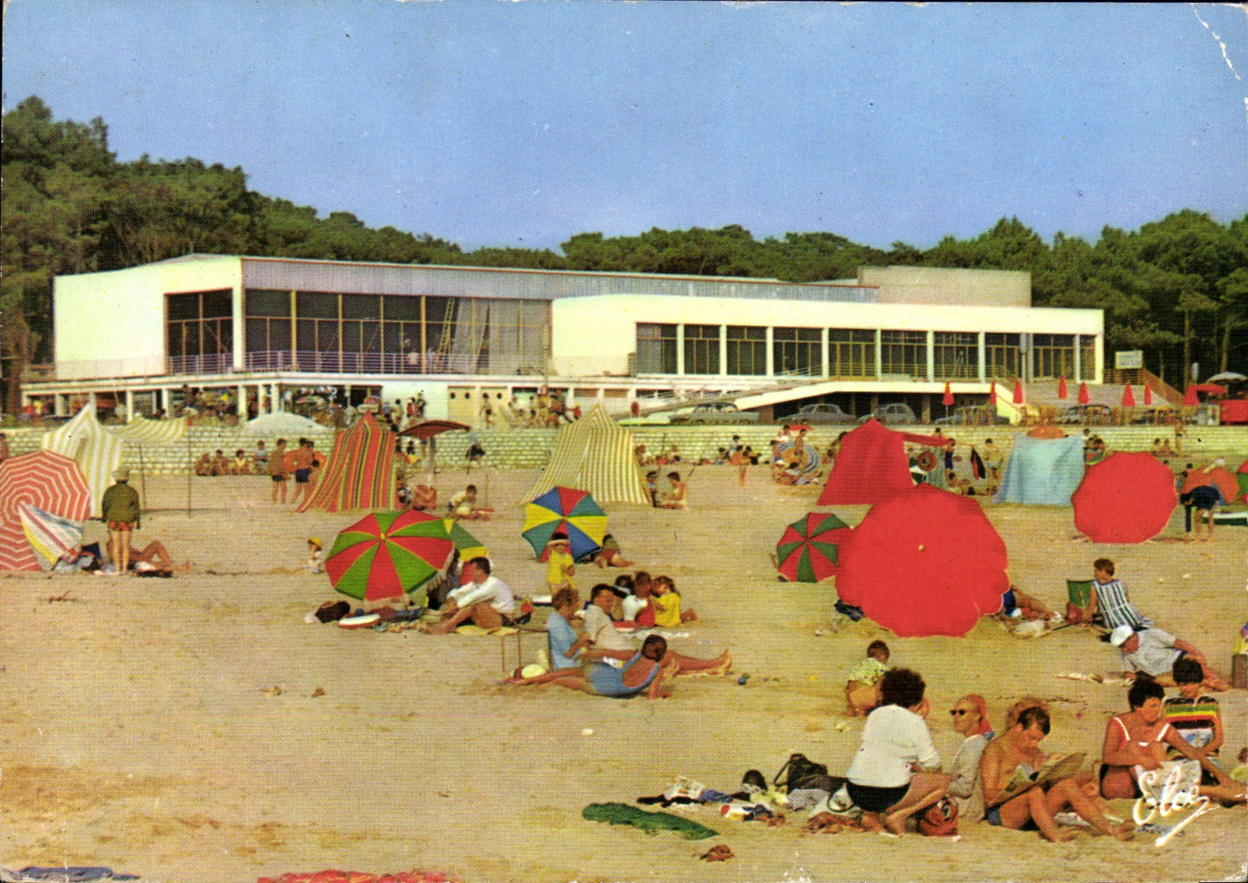 CPSM St Georges De Didonne La Plage Devant Le Nouveau Casino