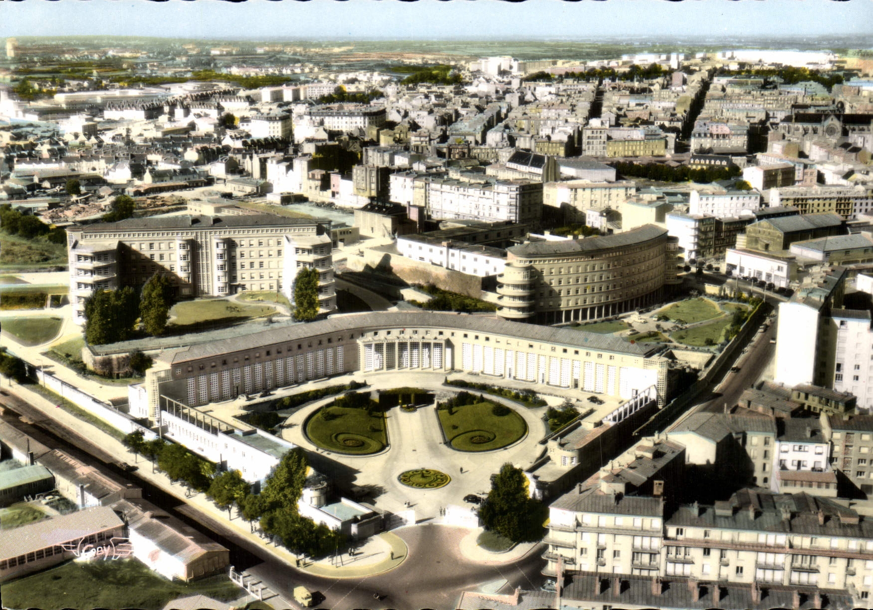 CPSM Brest Vue Generale Au Centre I'Hopital Auguste Morvan