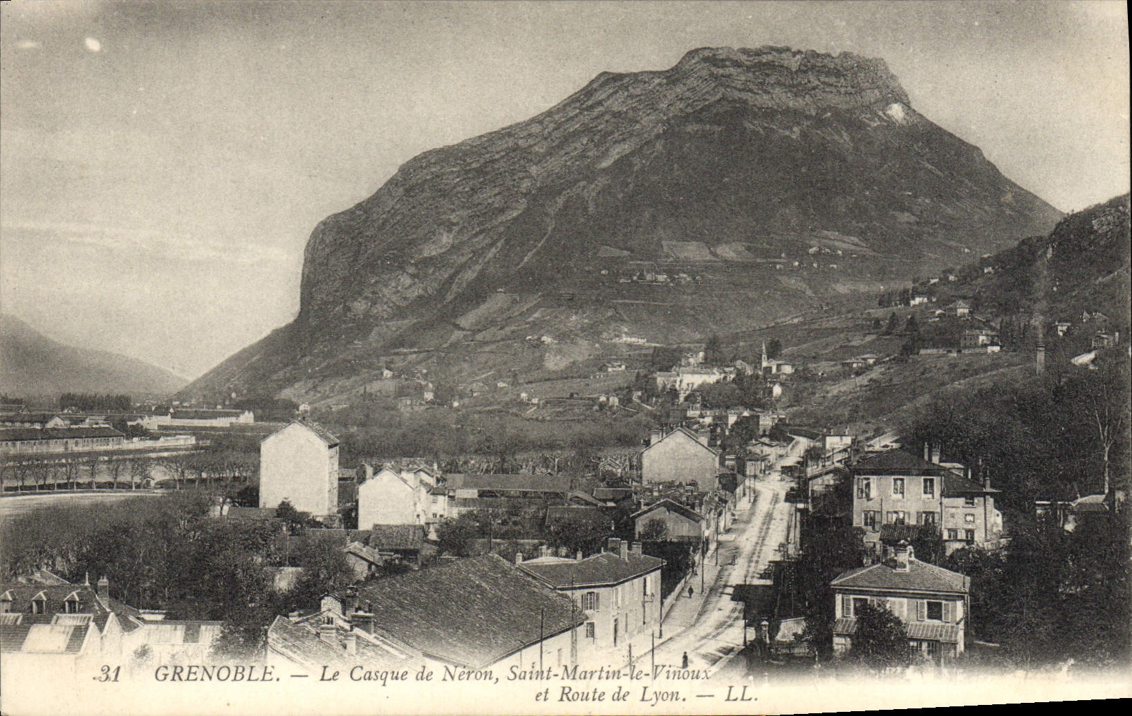 CPA Grenoble Le Casque De Neron Saint Martin Le Vinoux route de lyon