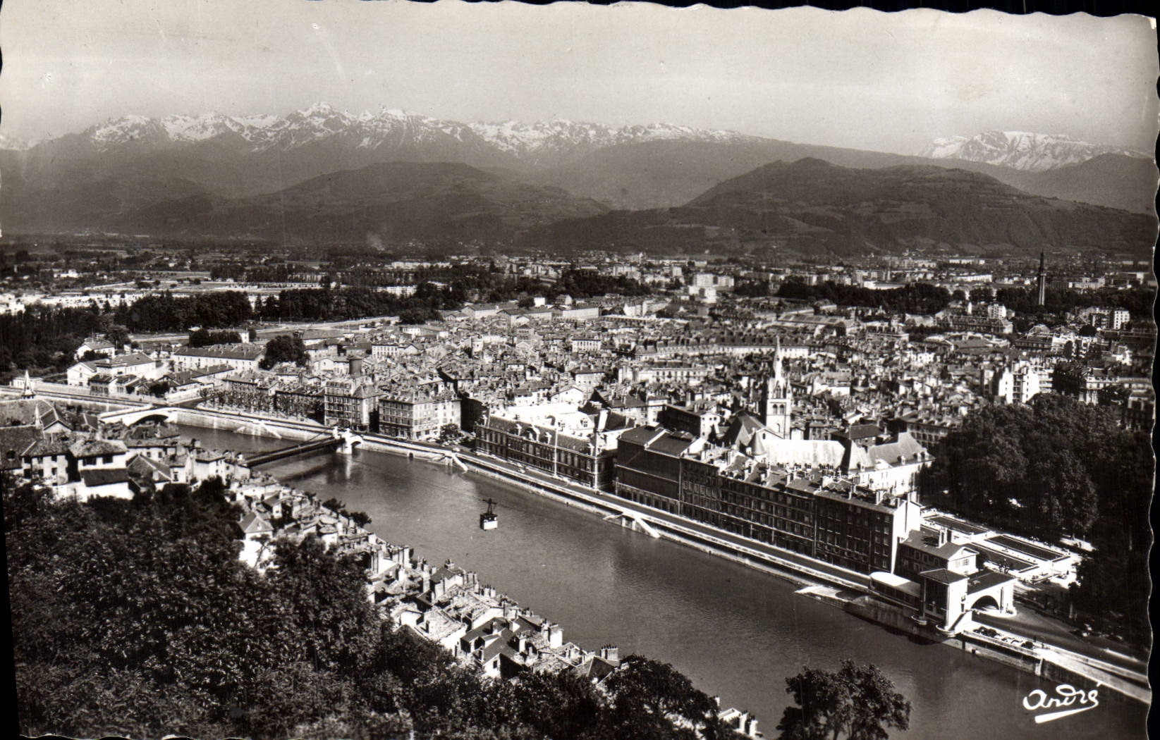 CPA Grenoble Vue Generale Chaine De Belledonne Et La Taillefer