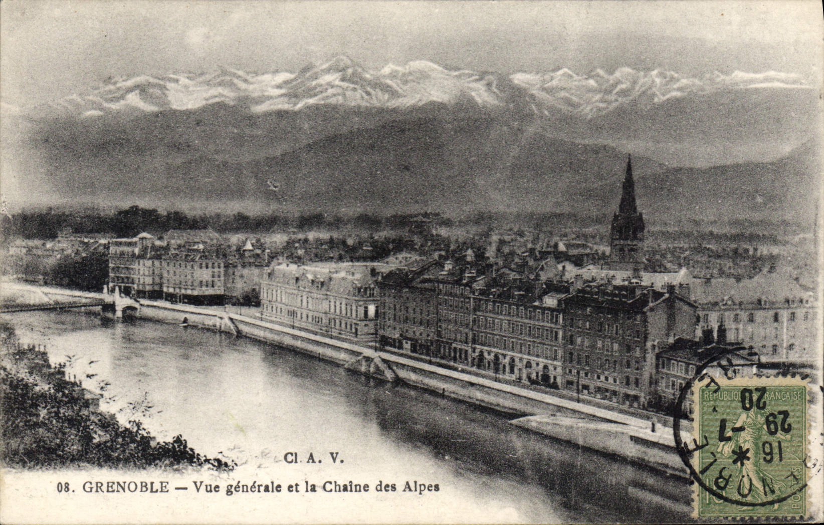 CPA Grenoble Vue Generale Et La Chaine Des Alpes