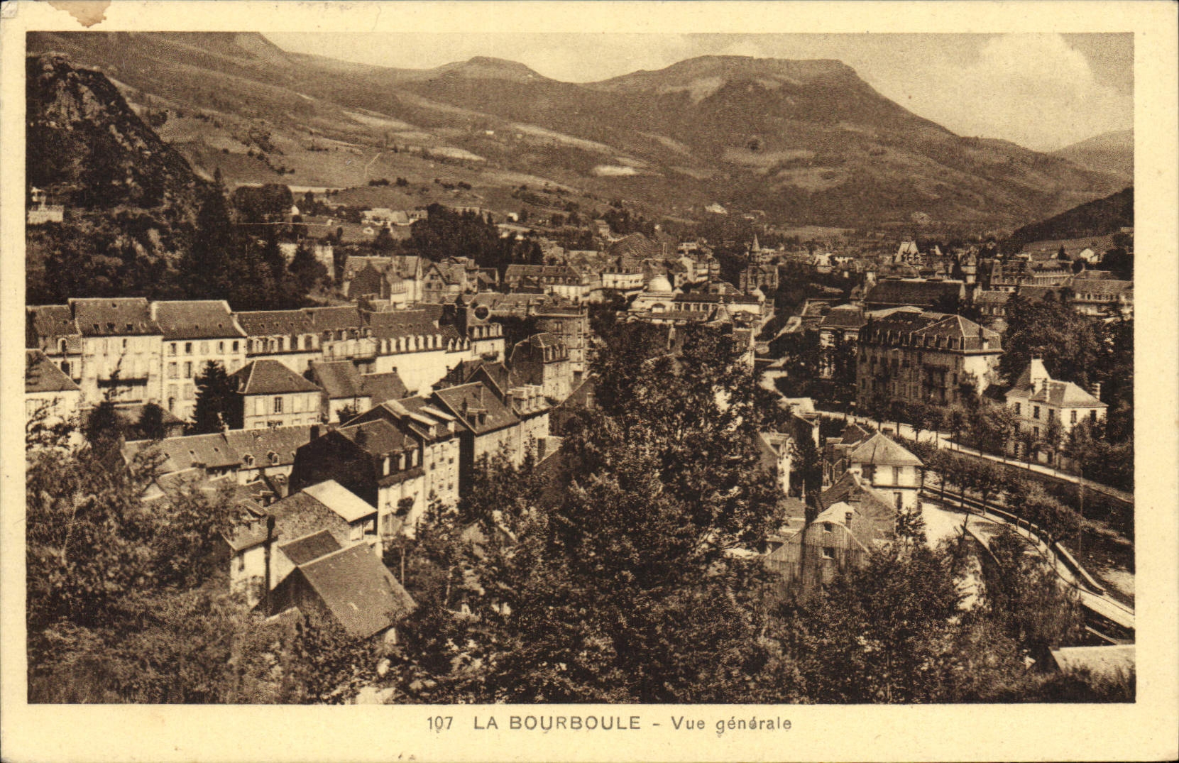 CPA La Bourboule Vue Generale