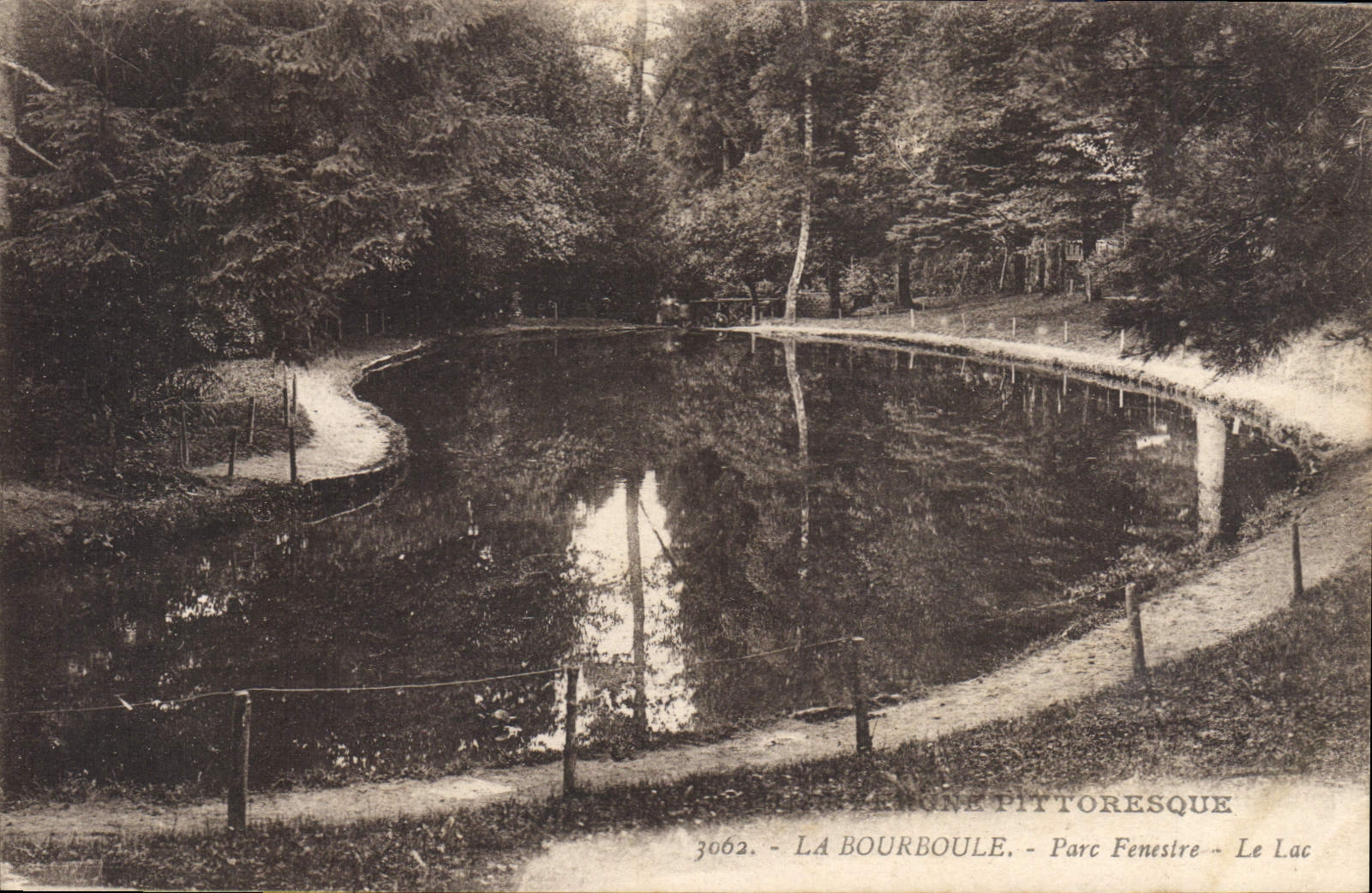 CPA La Bourboule Parc Fenestre Le Lac