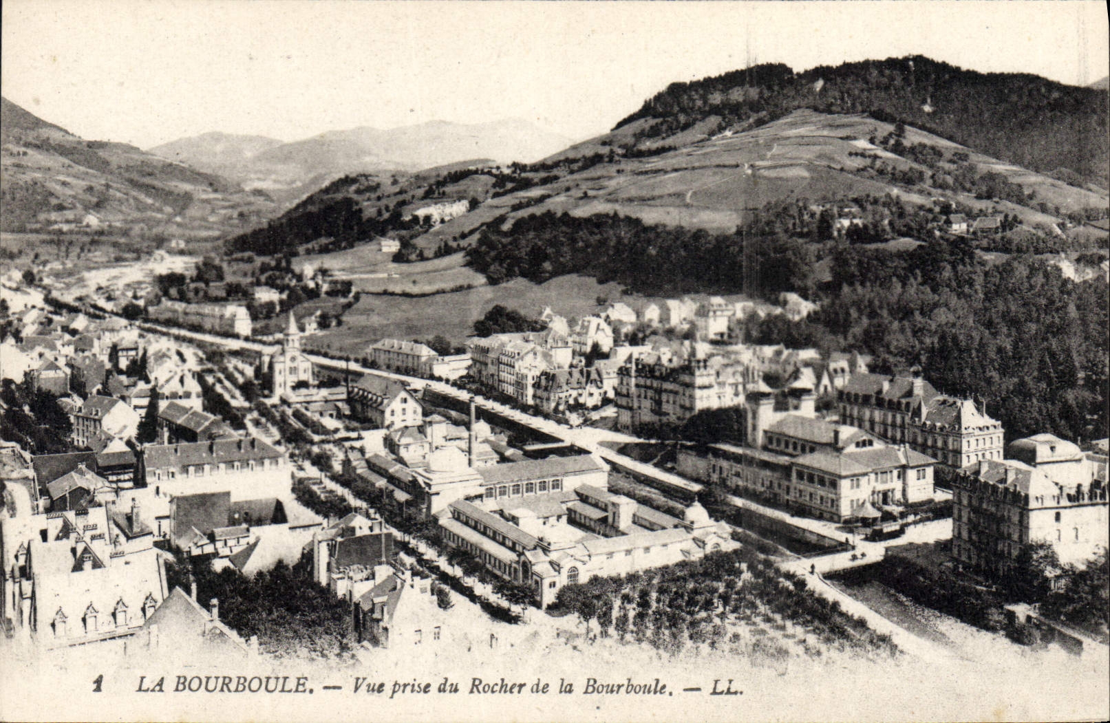 CPA La Bourboule Vue Prise Du Rocher