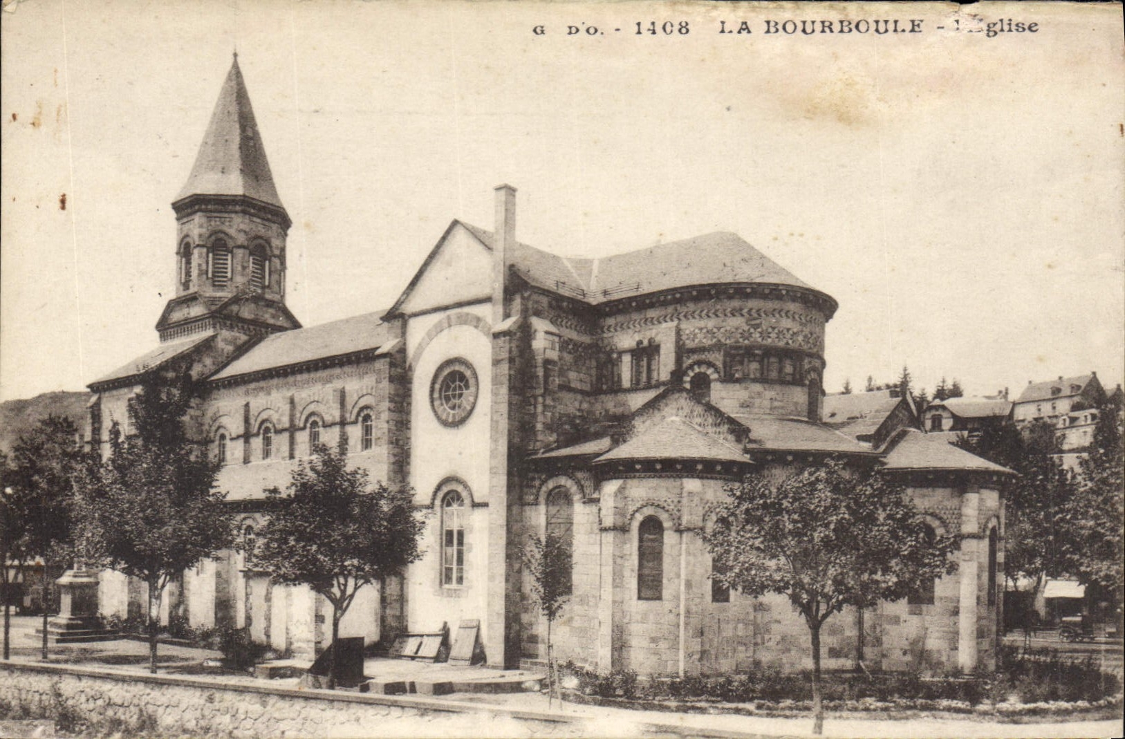 CPA La Bourboule L'Eglise