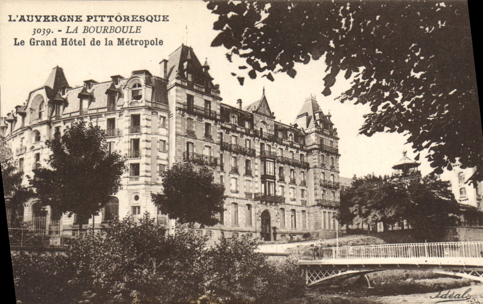 CPA La Bourboule Le Grand Hotel De La Metropole