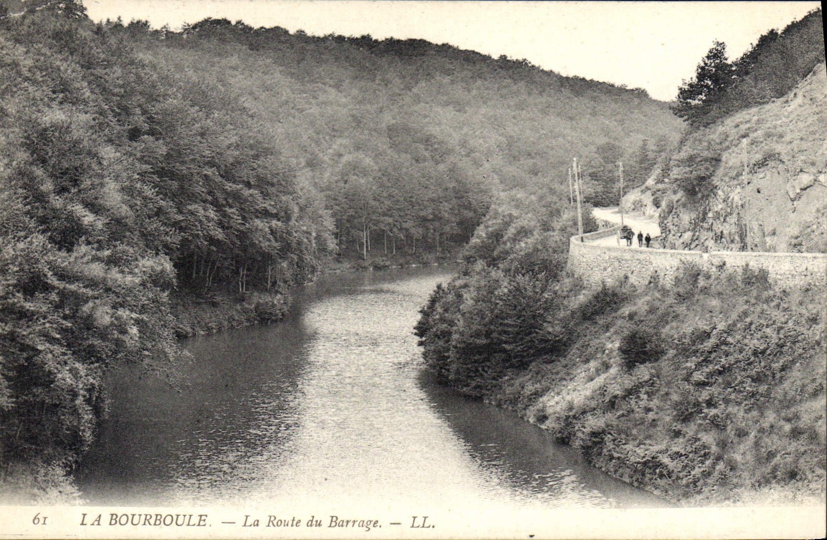CPA La Bourboule La Route Du Barrage