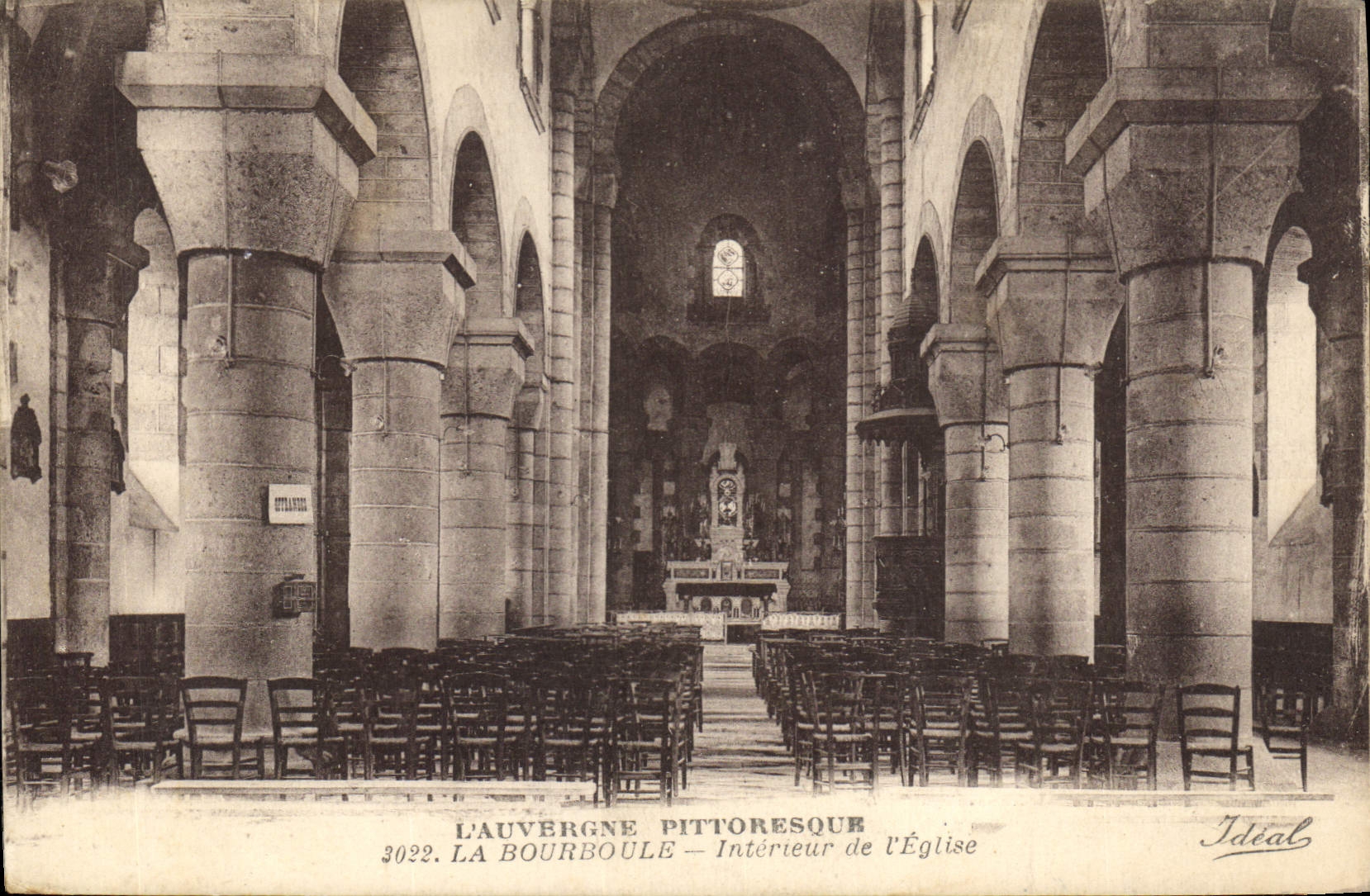 CPA La Bourboule Interieur De I'Eglise