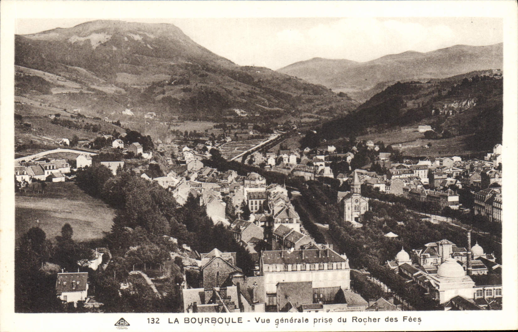 CPA La Bourboule Vue Generale Prise Du Rocher Des Fees