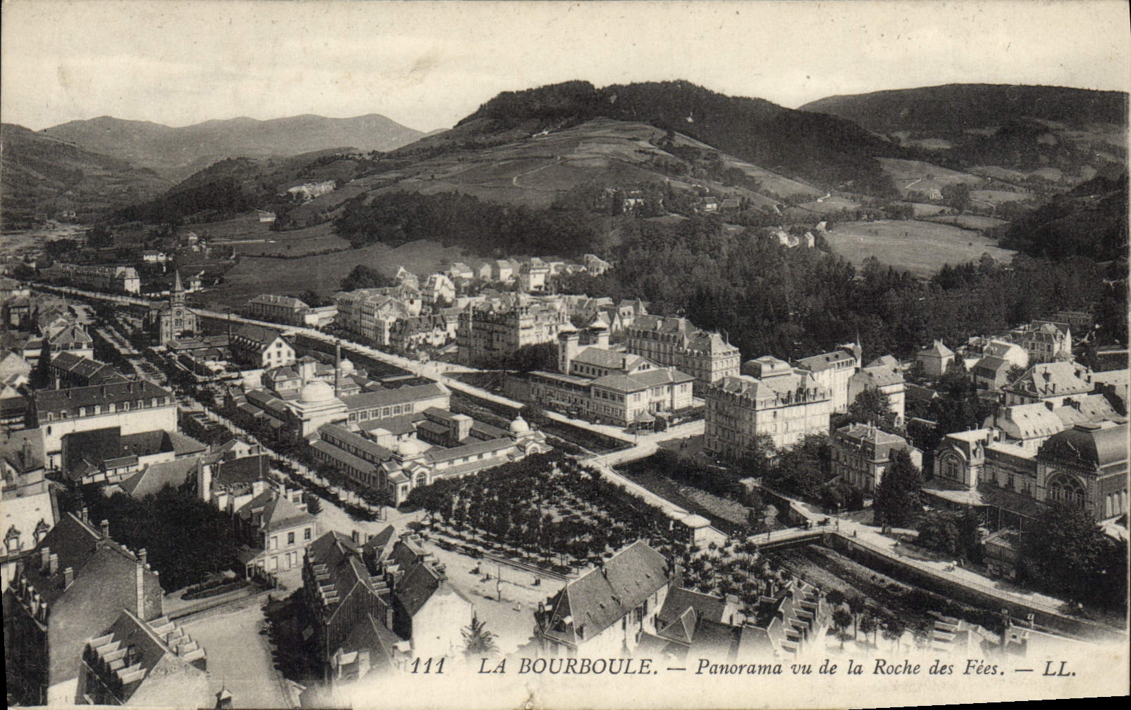 CPA La Bourboule Panorama Vu De La Roche Des Fees