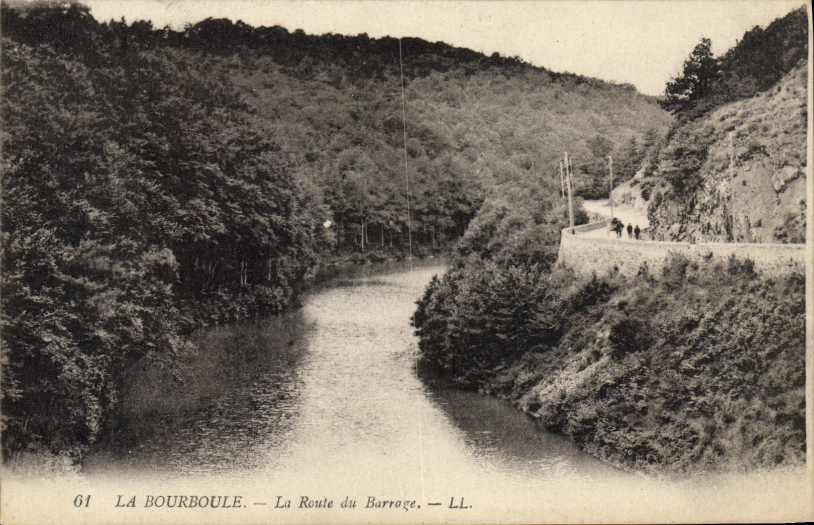 CPA La Bourboule La Route Du Barrage