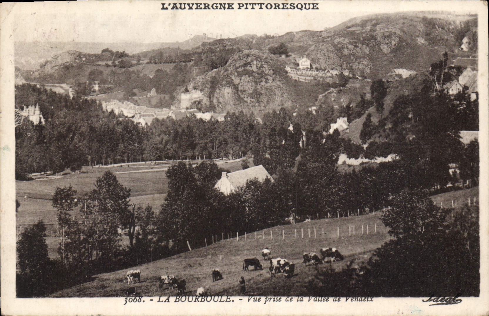 CPA La Bourboule Vue Prise de La Vallee  De Vendeix