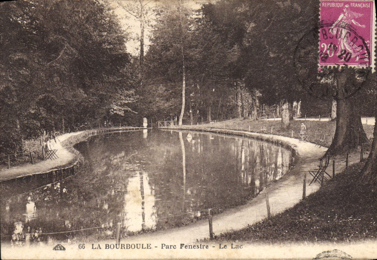 CPA La Bourboule Parc Fenestre Le Lac