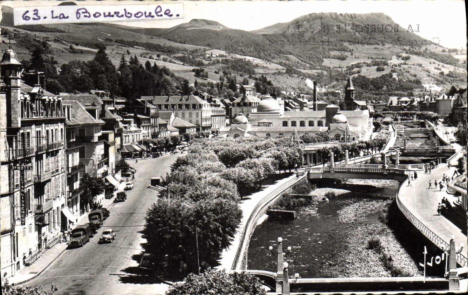 CPA La Bourboule Centre De La Ville Et La Dordogne